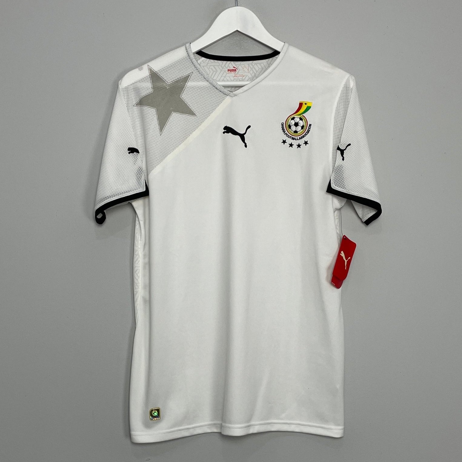 Shop 2010/11 GHANA *BNWT* HOME SHIRT (M) PUMA, classic football shirts, vintage football shirts & retro soccer jerseys at Cult Kits
