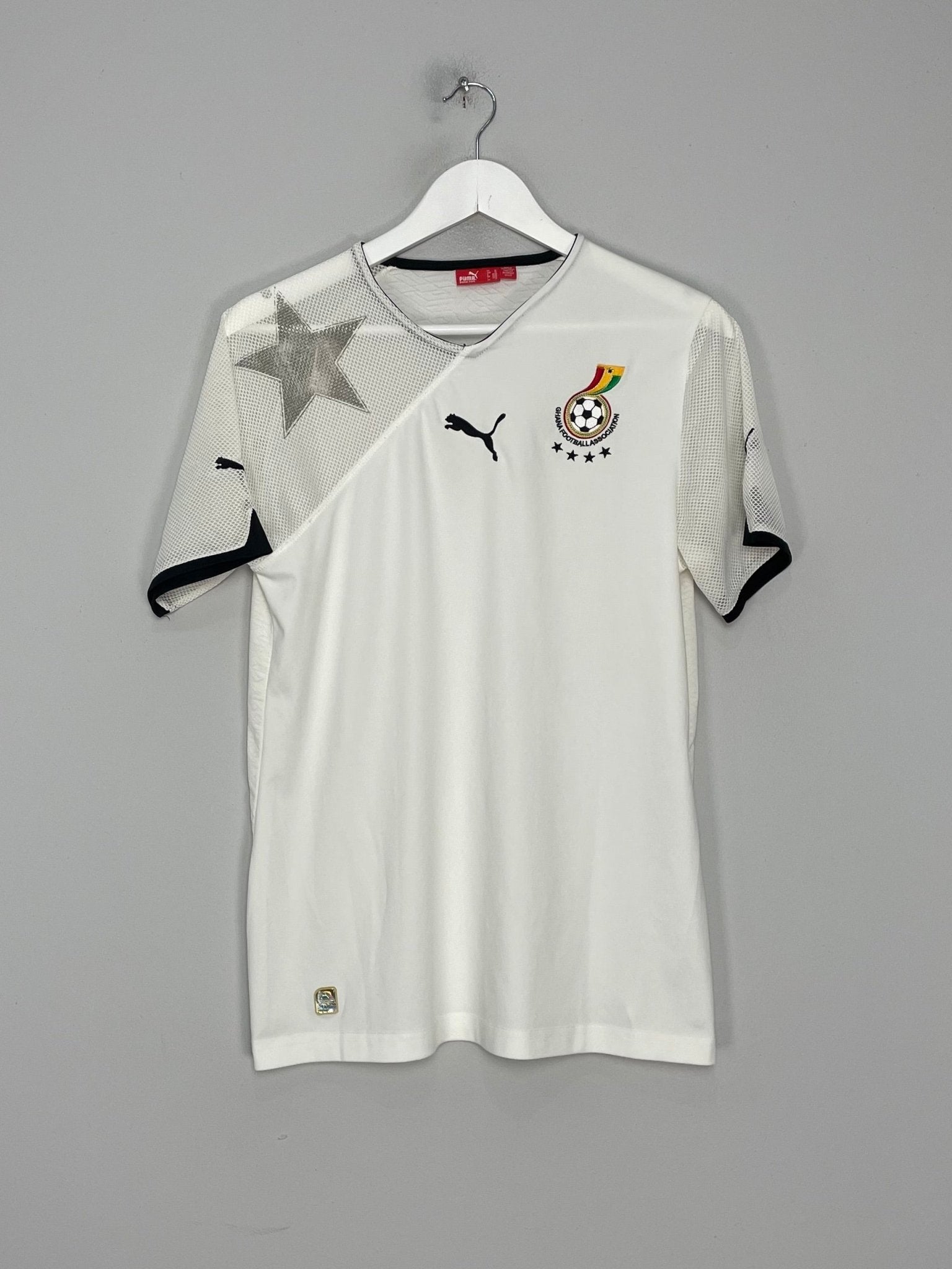 Shop 2010/11 GHANA HOME SHIRT (M) PUMA, classic football shirts, vintage football shirts & retro soccer jerseys at Cult Kits