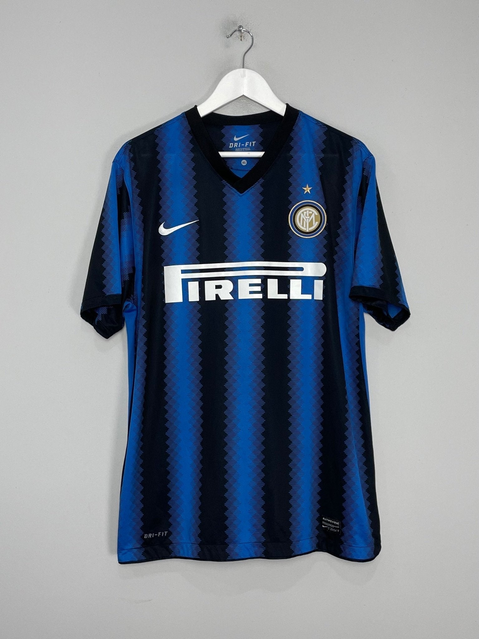 Shop 2010/11 INTER MILAN ETO'O #9 HOME SHIRT (XL) NIKE, classic football shirts, vintage football shirts & retro soccer jerseys at Cult Kits