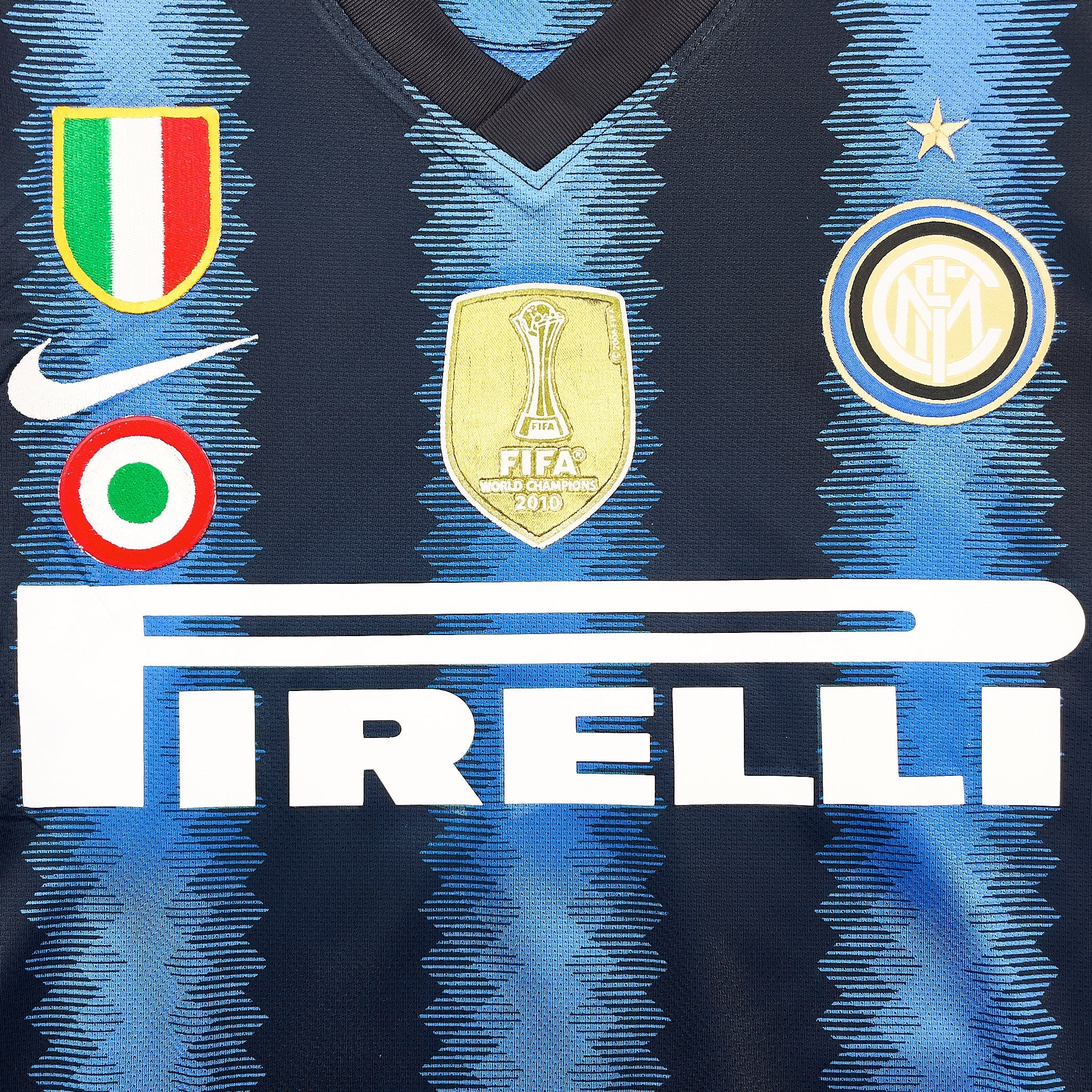 Buy 2010/11 Inter Milan Milito 22 Home Shirt (M) Nike ~ Free worldwide shipping ~ Authentic Vintage Football Shirts from Cult Kits