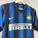 Shop 2010/11 INTER MILAN SNEIJDER #10 HOME SHIRT (M) NIKE, classic football shirts, vintage football shirts & retro soccer jerseys at Cult Kits