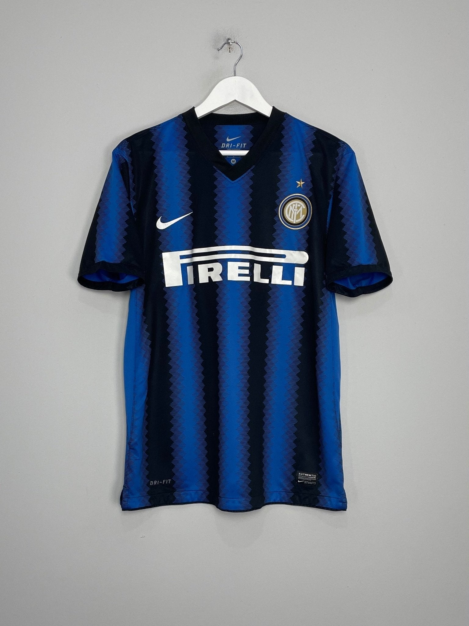Shop 2010/11 INTER MILAN SNEIJDER #10 HOME SHIRT (M) NIKE, classic football shirts, vintage football shirts & retro soccer jerseys at Cult Kits