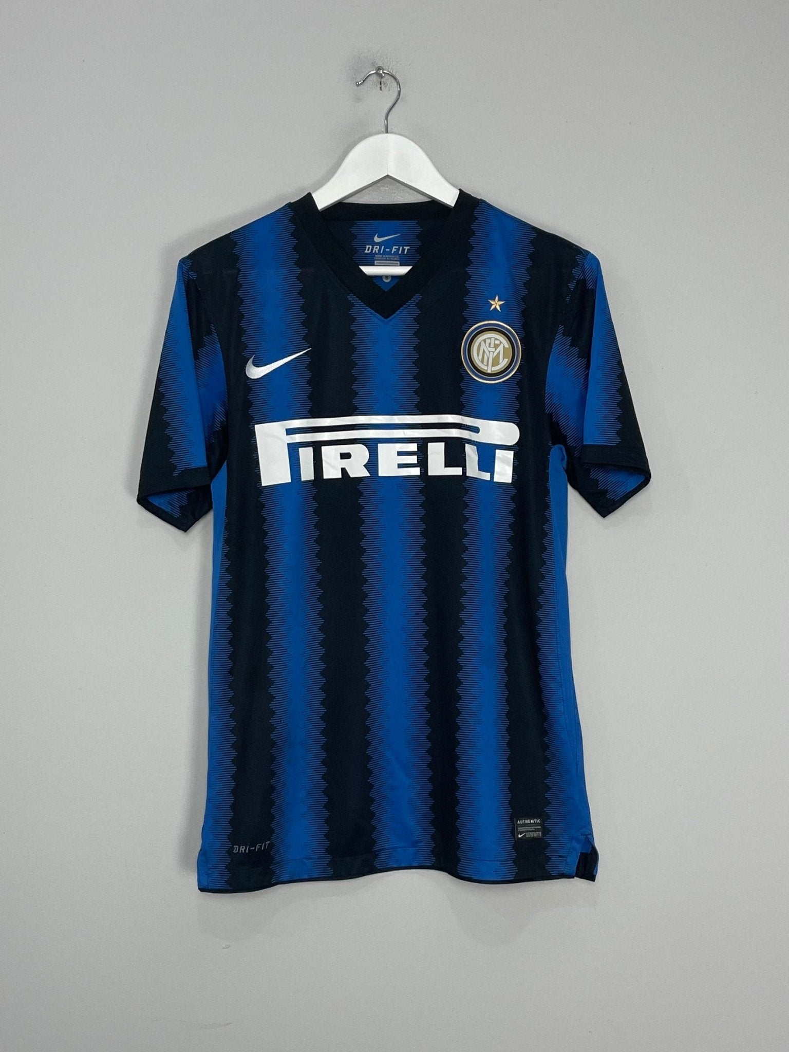 Shop 2010/11 INTER MILAN SNEIJDER #10 HOME SHIRT (S) NIKE, classic football shirts, vintage football shirts & retro soccer jerseys at Cult Kits