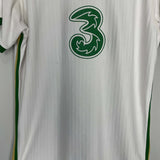 Shop 2010/11 IRELAND AWAY SHIRT (XL) UMBRO, classic football shirts, vintage football shirts & retro soccer jerseys at Cult Kits