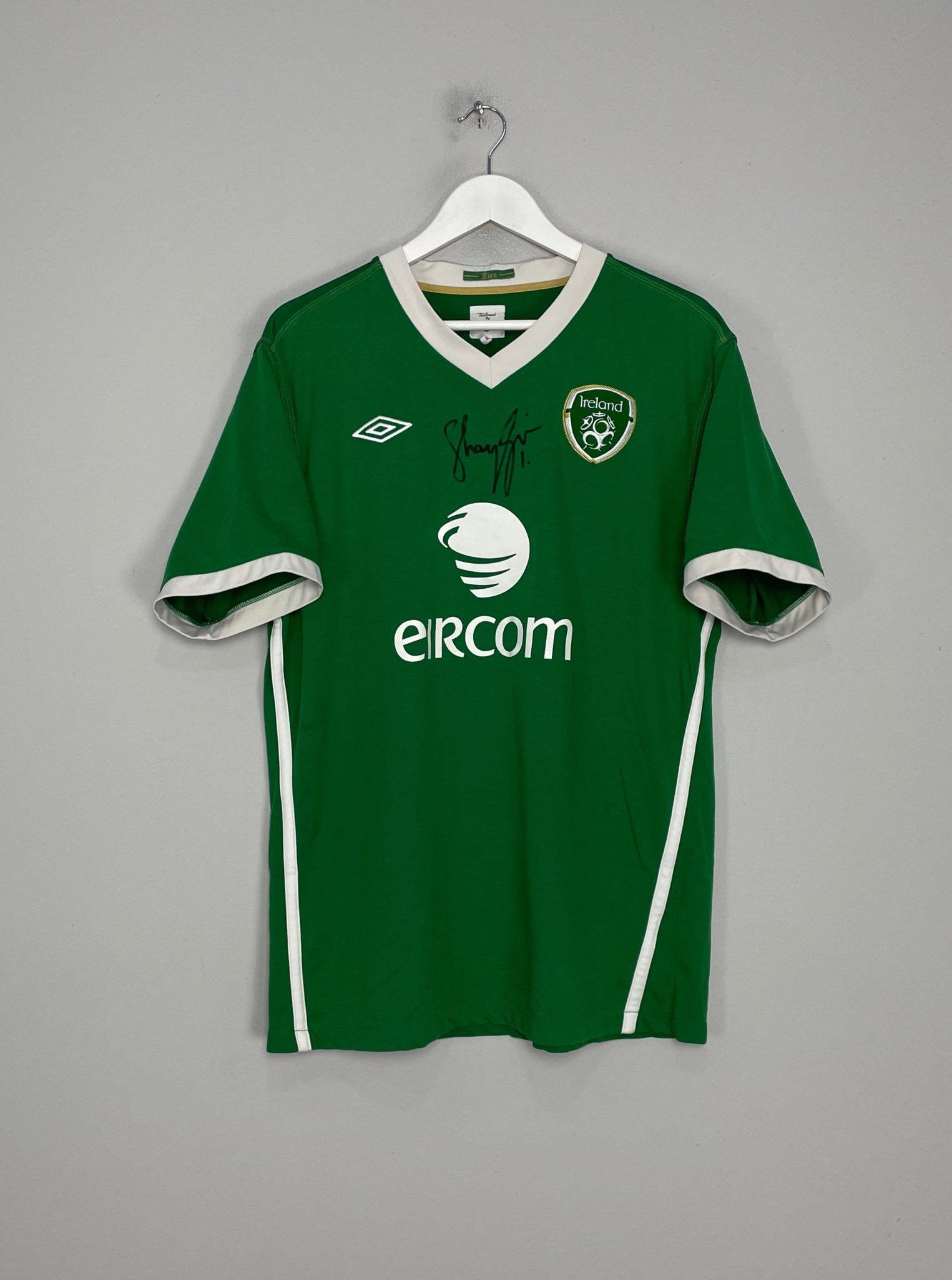 Shop 2010/11 IRELAND *SHAY GIVEN SIGNED* HOME SHIRT (XL) UMBRO, classic football shirts, vintage football shirts & retro soccer jerseys at Cult Kits