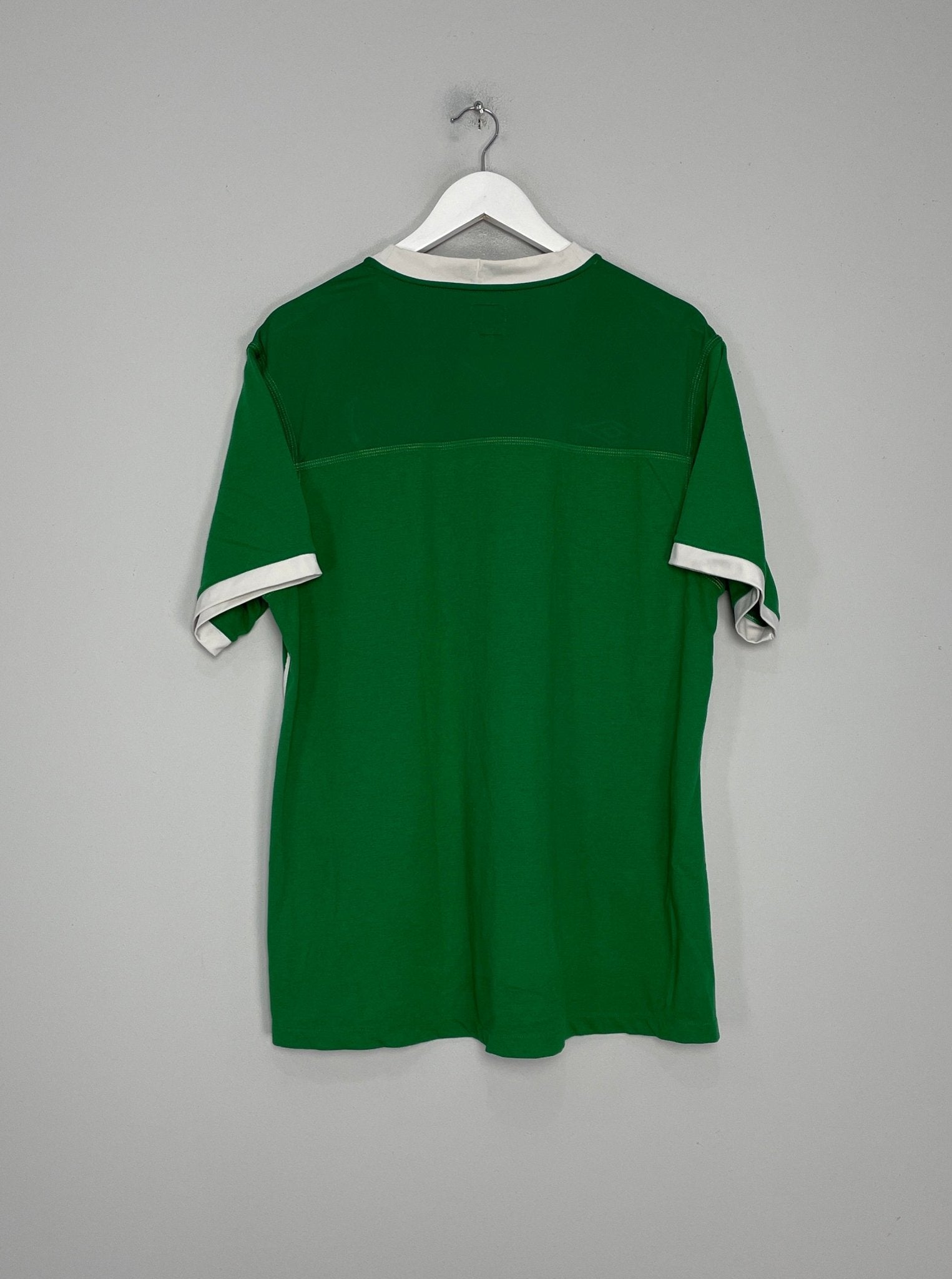 Shop 2010/11 IRELAND *SHAY GIVEN SIGNED* HOME SHIRT (XL) UMBRO, classic football shirts, vintage football shirts & retro soccer jerseys at Cult Kits