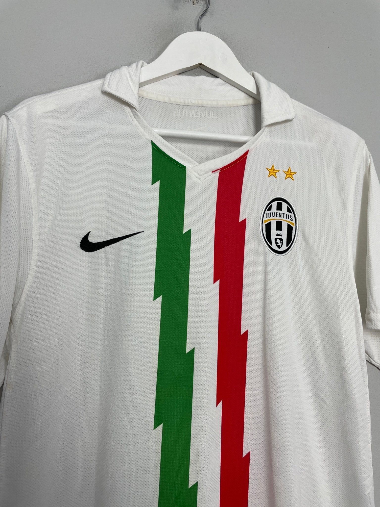 Shop 2010/11 JUVENTUS DEL PIERO #10 AWAY SHIRT (M) NIKE, classic football shirts, vintage football shirts & retro soccer jerseys at Cult Kits