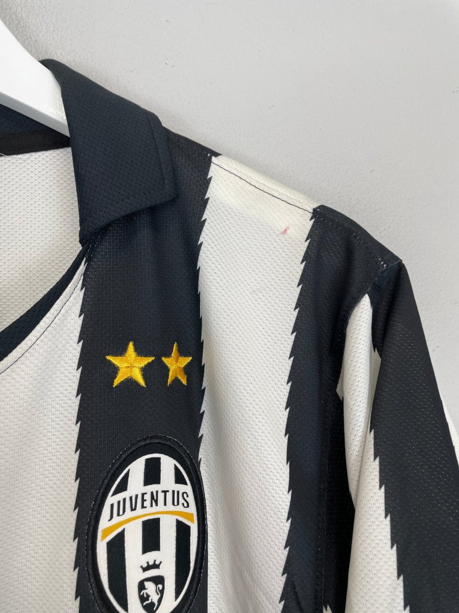 2010/11 JUVENTUS DEL PIERO 10 HOME SHIRT (L) NIKE - Cult Kits - Large - Buy Vintage Football Shirts, Authentic Retro Football Shirts For Sale, Classic Football Shirts & Soccer Jersey