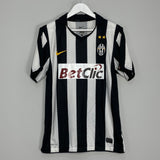 Shop 2010/11 JUVENTUS DEL PIERO #10 HOME SHIRT (M) NIKE, classic football shirts, vintage football shirts & retro soccer jerseys at Cult Kits