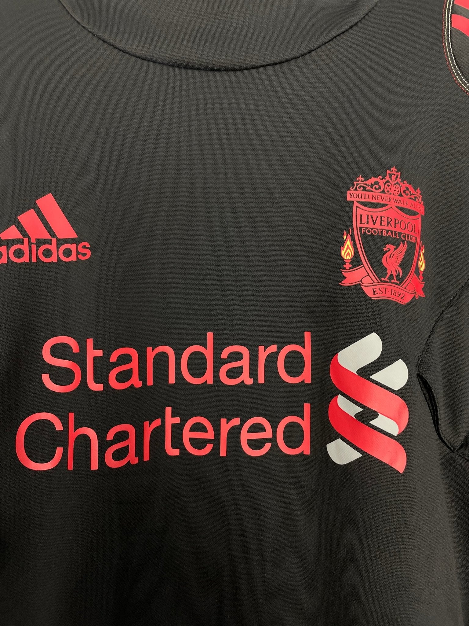 Shop 2010/11 LIVERPOOL DRILL TOP (M) ADIDAS, classic football shirts, vintage football shirts & retro soccer jerseys at Cult Kits