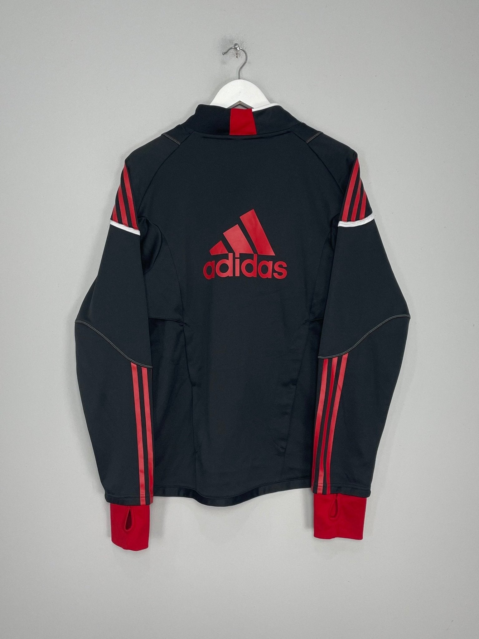 Shop 2010/11 LIVERPOOL DRILL TOP (M) ADIDAS, classic football shirts, vintage football shirts & retro soccer jerseys at Cult Kits