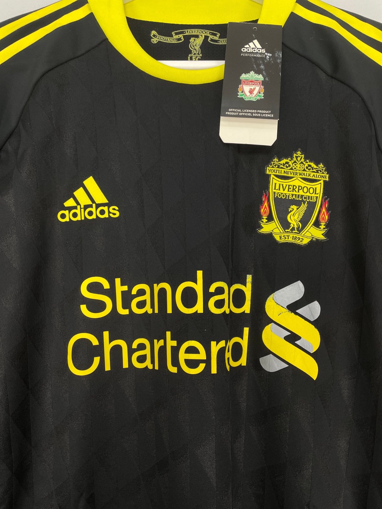Shop 2010/11 LIVERPOOL KUYT #18 *PLAYER ISSUE* BNWT L/S THIRD SHIRT (XL) ADIDAS, classic football shirts, vintage football shirts & retro soccer jerseys at Cult Kits