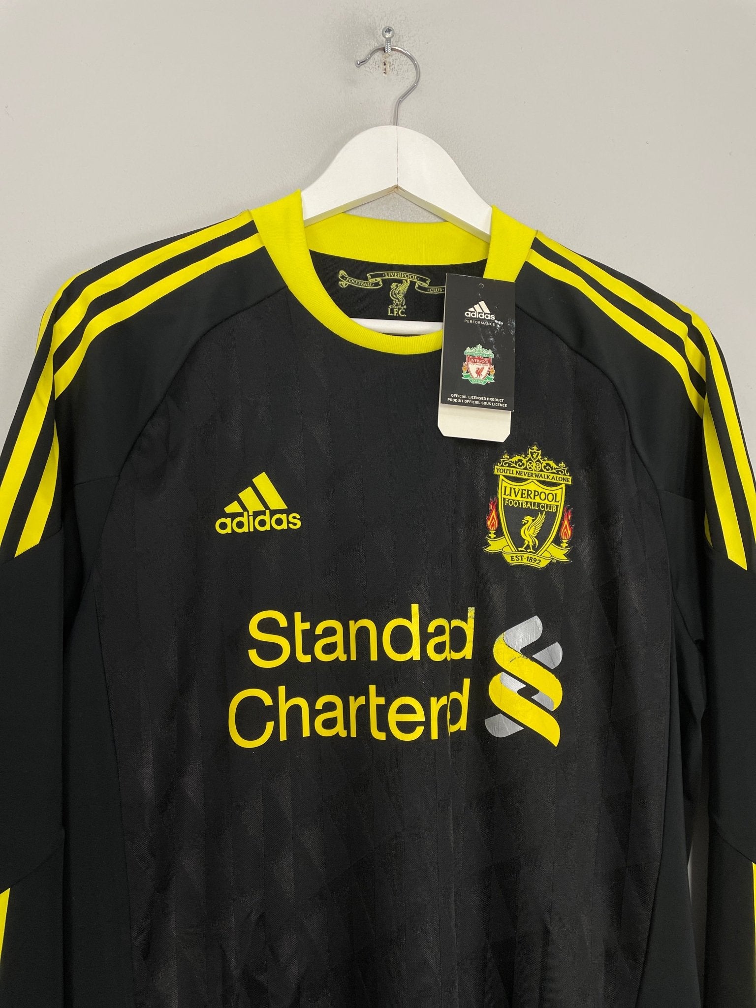 Shop 2010/11 LIVERPOOL KUYT #18 *PLAYER ISSUE* BNWT L/S THIRD SHIRT (XL) ADIDAS, classic football shirts, vintage football shirts & retro soccer jerseys at Cult Kits