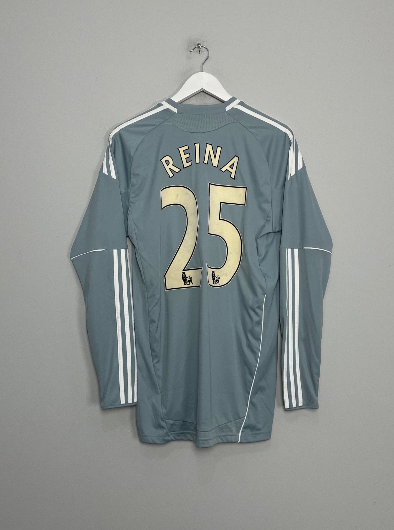 Shop 2010/11 LIVERPOOL REINA #25 GK SHIRT (M) ADIDAS, classic football shirts, vintage football shirts & retro soccer jerseys at Cult Kits