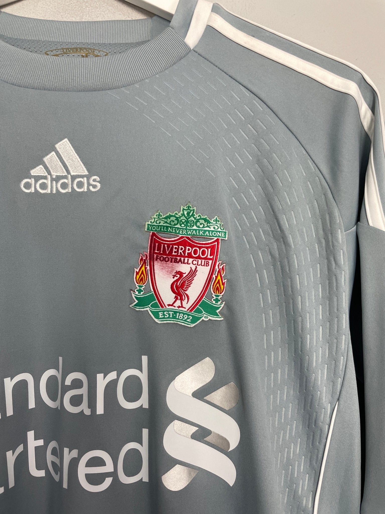 Shop 2010/11 LIVERPOOL REINA #25 GK SHIRT (M) ADIDAS, classic football shirts, vintage football shirts & retro soccer jerseys at Cult Kits
