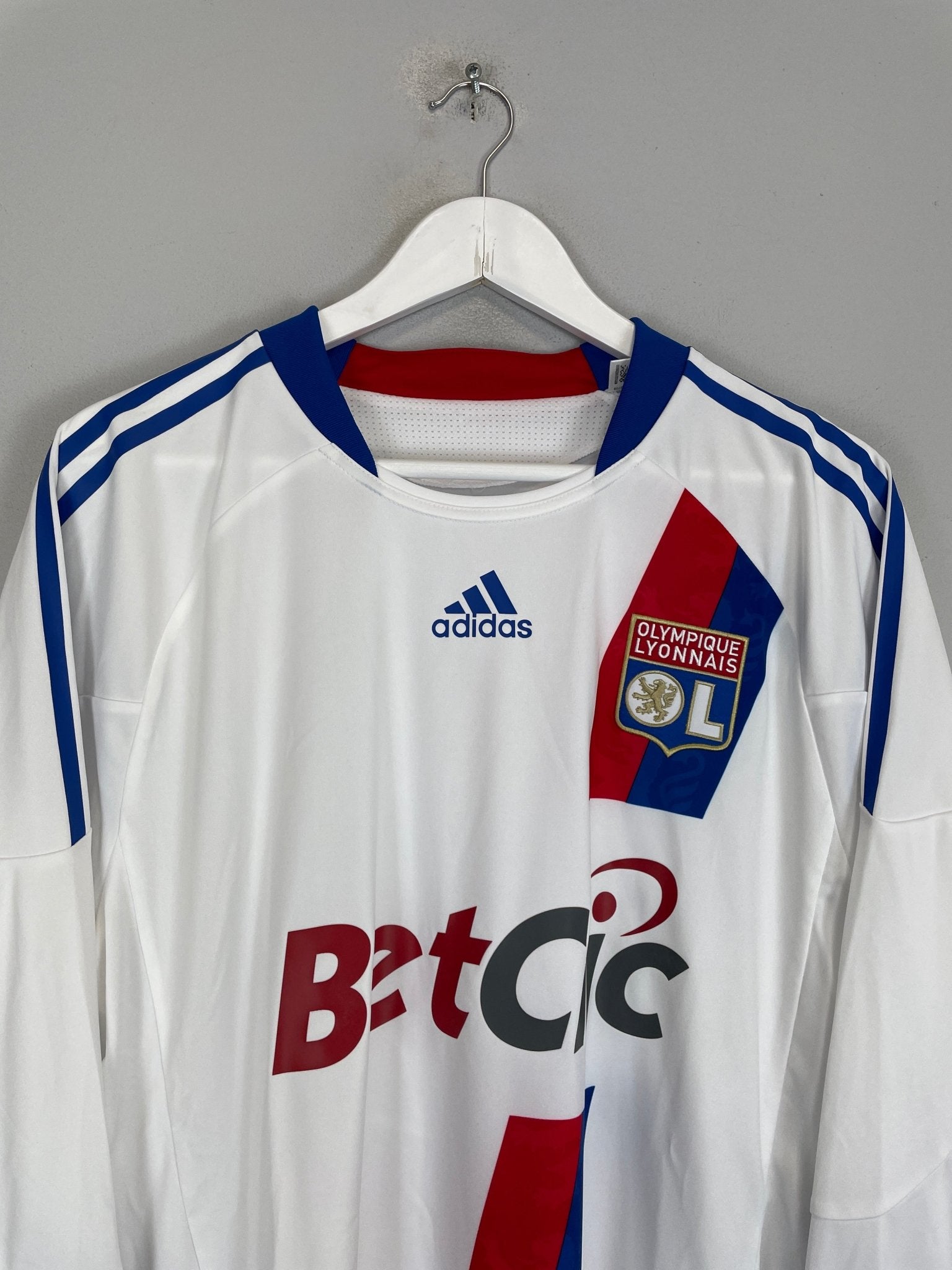 Shop 2010/11 LYON PJANIC #8 *PLAYER ISSUE* L/S HOME SHIRT (XL) ADIDAS, classic football shirts, vintage football shirts & retro soccer jerseys at Cult Kits