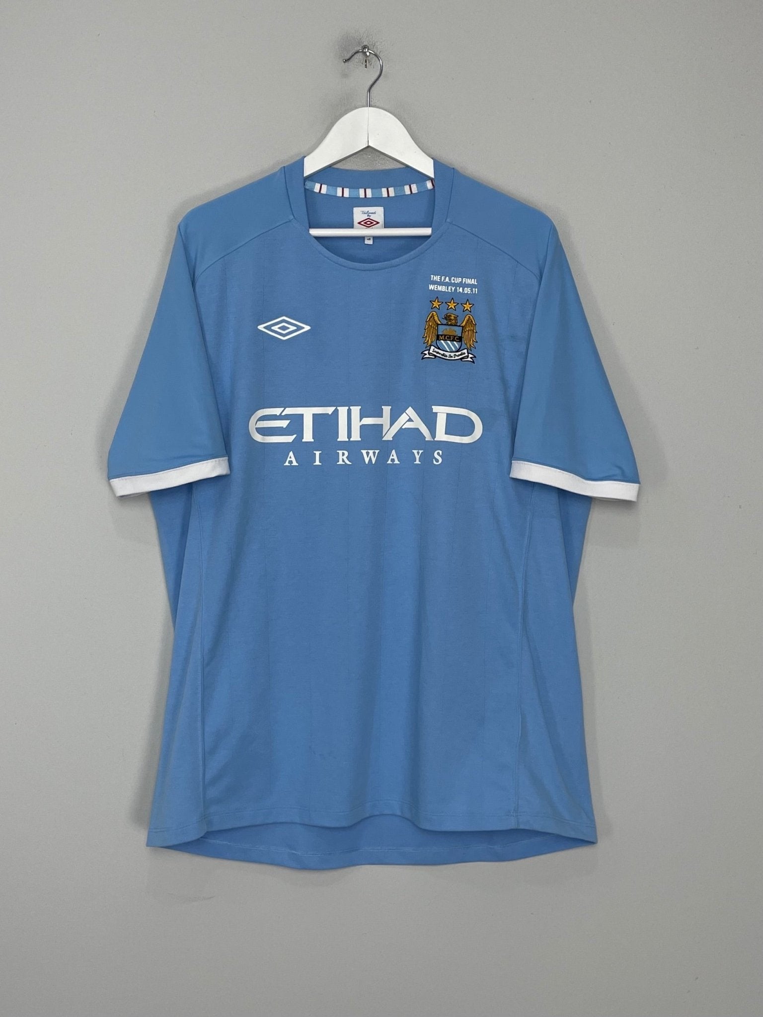 Shop 2010/11 MANCHESTER CITY TOURE YAYA #42 *FA CUP FINAL* HOME SHIRT (XXL) UMBRO, classic football shirts, vintage football shirts & retro soccer jerseys at Cult Kits