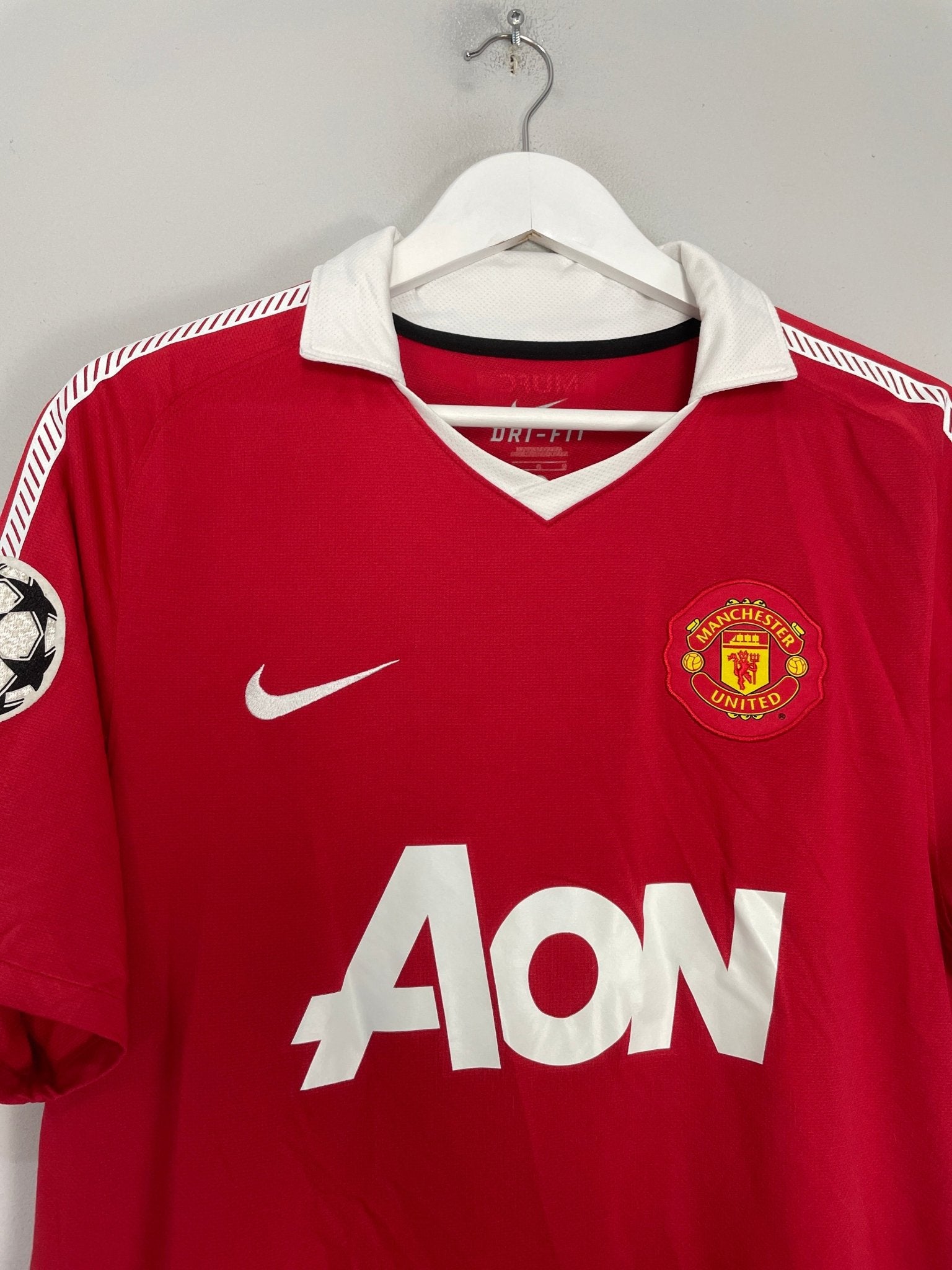 Shop 2010/11 MANCHESTER UNITED CHICHARITO #14 C/L HOME SHIRT (L) NIKE, classic football shirts, vintage football shirts & retro soccer jerseys at Cult Kits