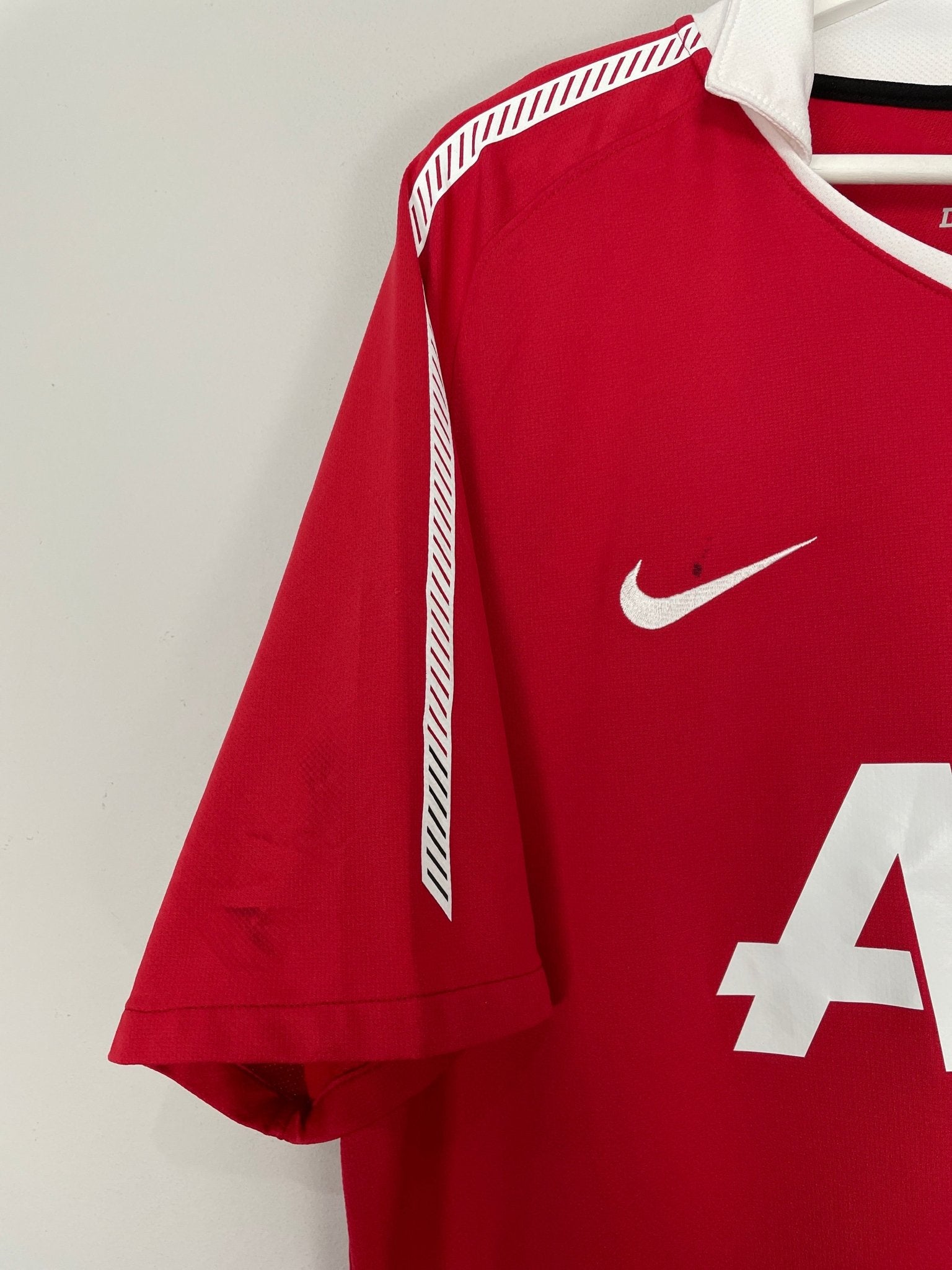 Shop 2010/11 MANCHESTER UNITED CHICHARITO #14 HOME SHIRT (XL) NIKE, classic football shirts, vintage football shirts & retro soccer jerseys at Cult Kits