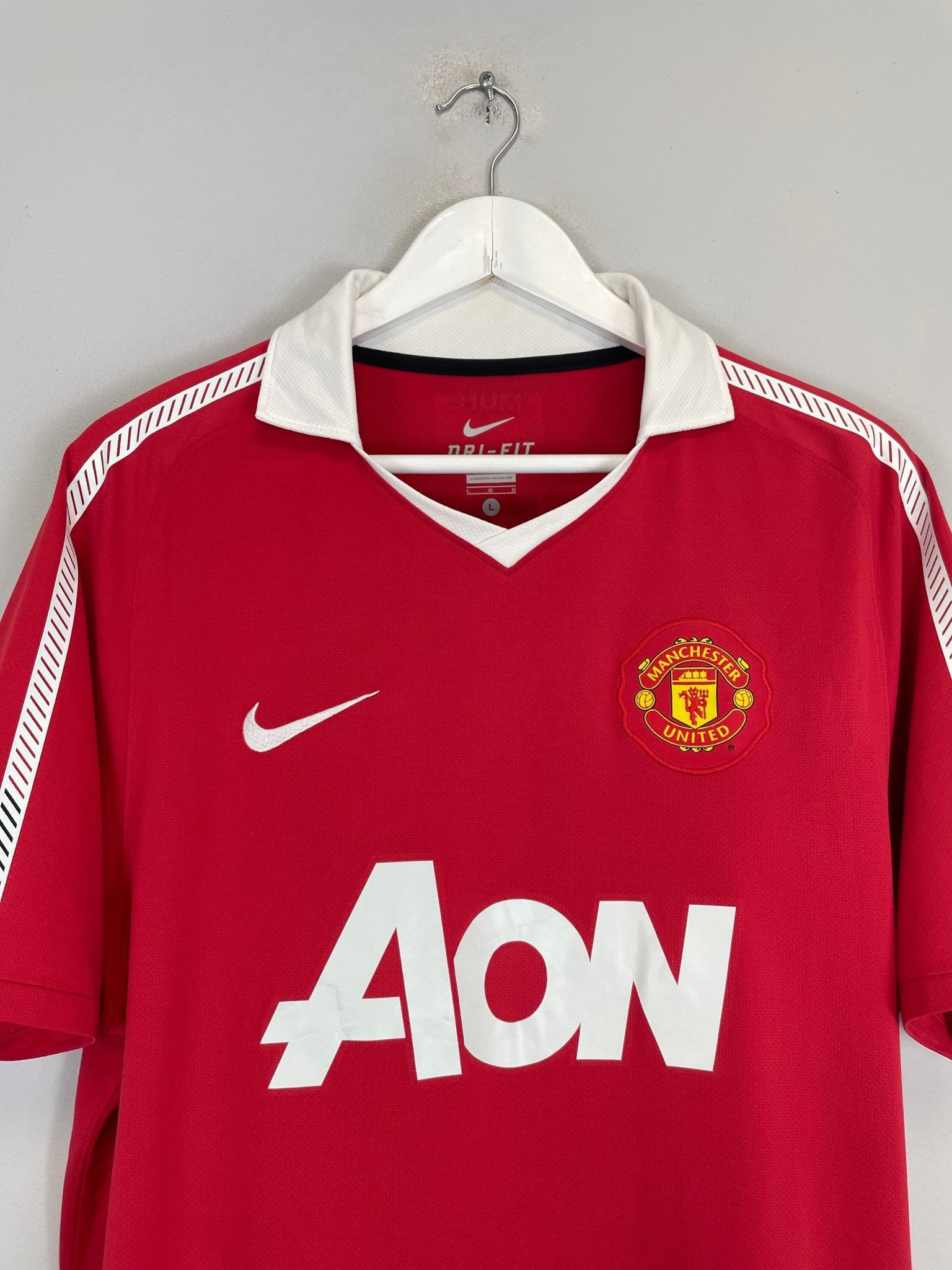 Shop 2010/11 MANCHESTER UNITED GIGGS #11 HOME SHIRT (L) NIKE, classic football shirts, vintage football shirts & retro soccer jerseys at Cult Kits