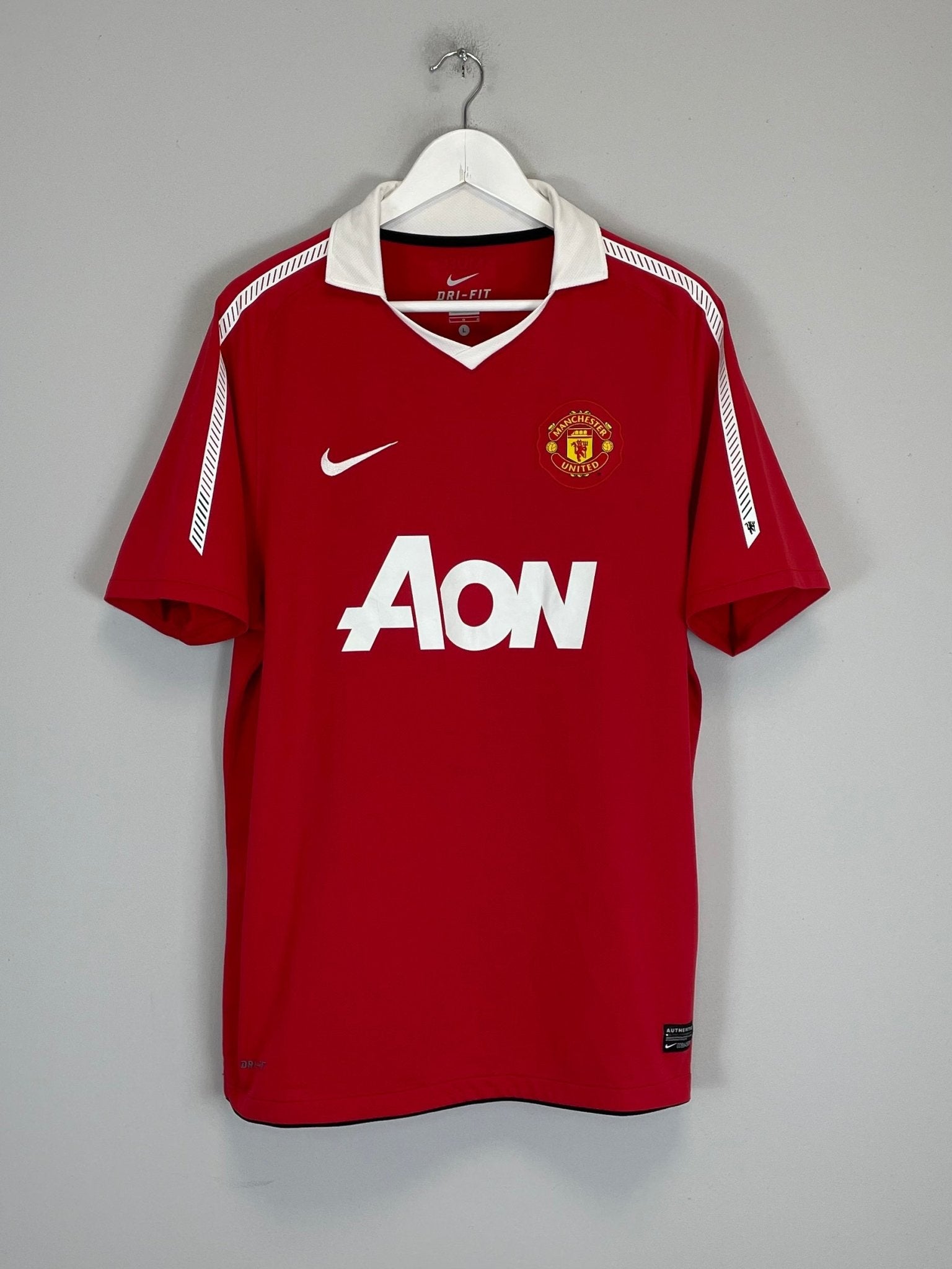 Shop 2010/11 MANCHESTER UNITED GIGGS #11 HOME SHIRT (L) NIKE, classic football shirts, vintage football shirts & retro soccer jerseys at Cult Kits