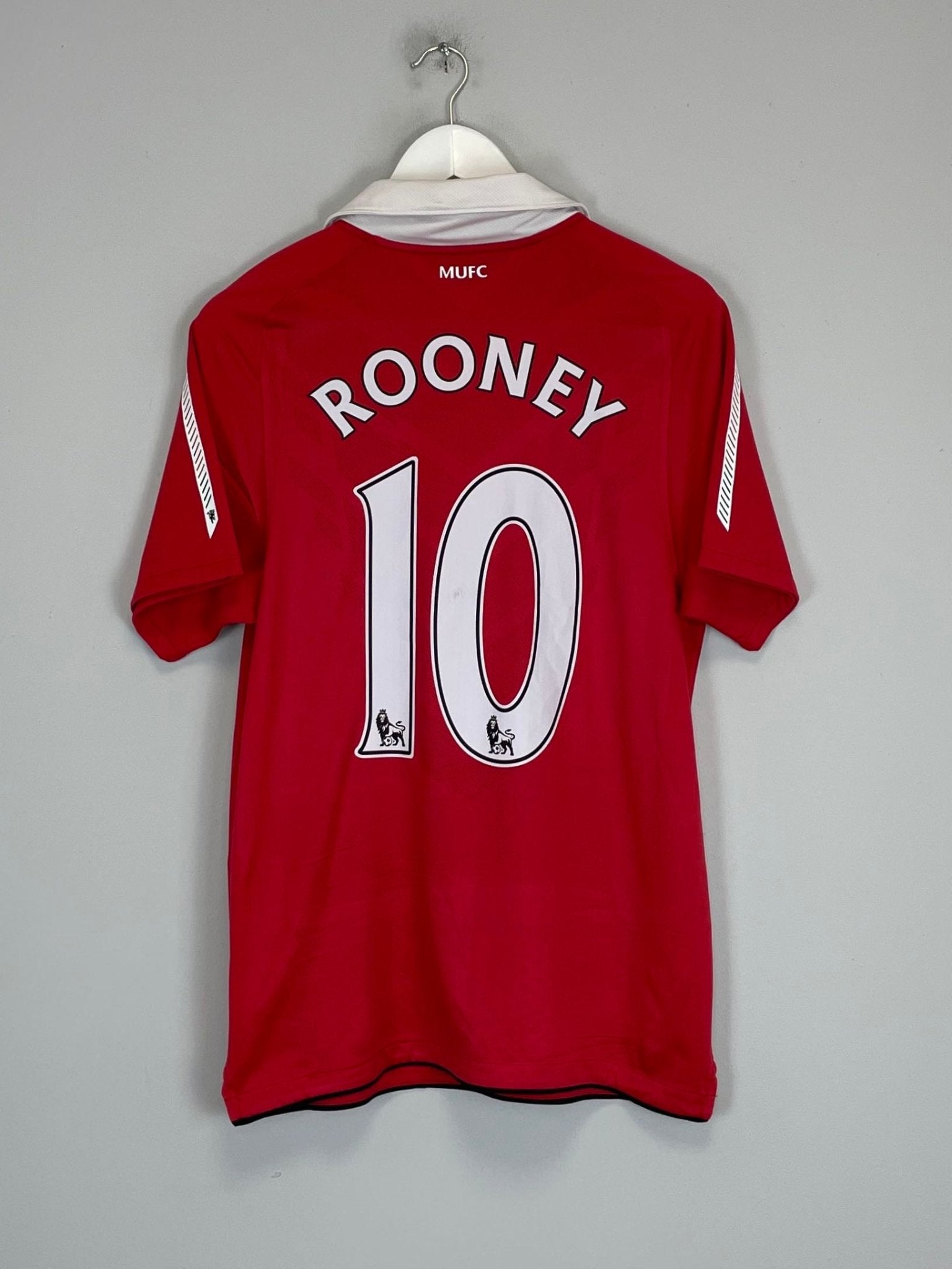 Shop 2010/11 MANCHESTER UNITED ROONEY #10 HOME SHIRT (S) NIKE, classic football shirts, vintage football shirts & retro soccer jerseys at Cult Kits