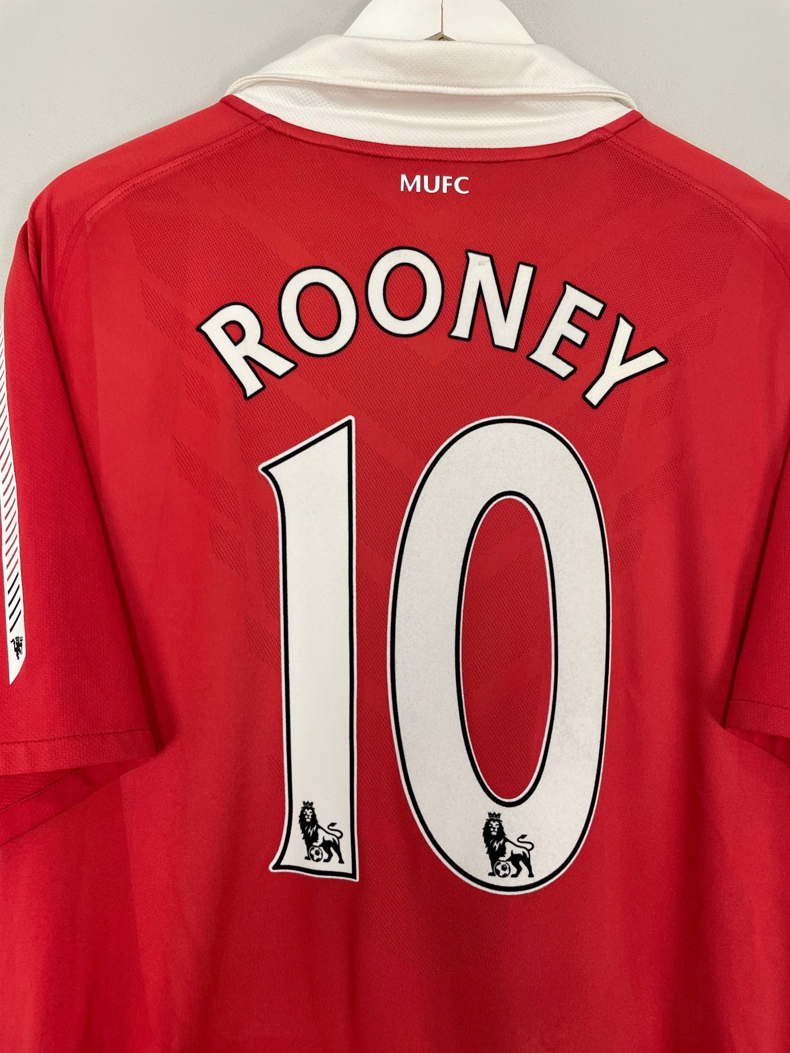 Shop 2010/11 MANCHESTER UNITED ROONEY #10 HOME SHIRT (XL) NIKE, classic football shirts, vintage football shirts & retro soccer jerseys at Cult Kits