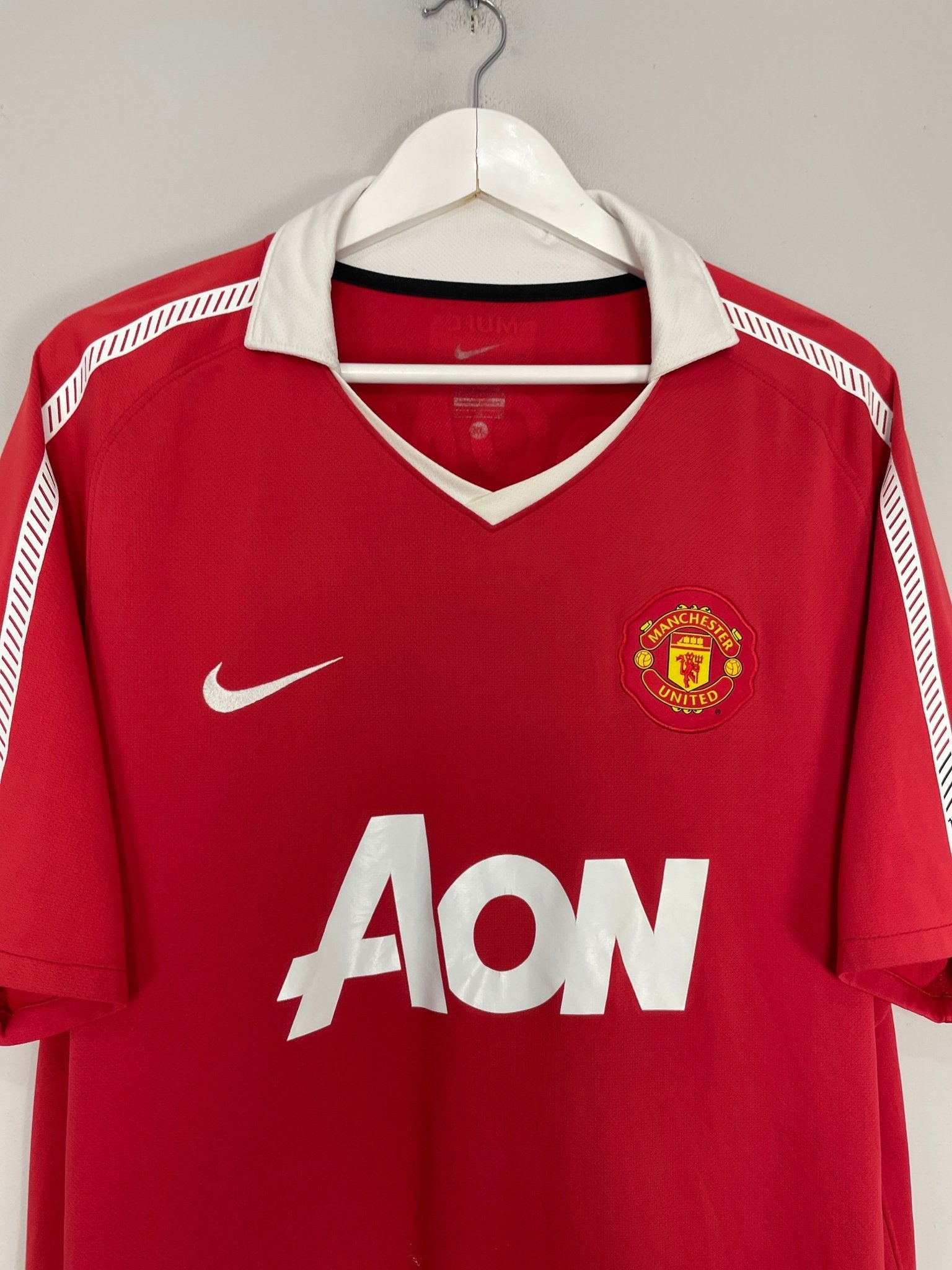 Shop 2010/11 MANCHESTER UNITED ROONEY #10 HOME SHIRT (XL) NIKE, classic football shirts, vintage football shirts & retro soccer jerseys at Cult Kits