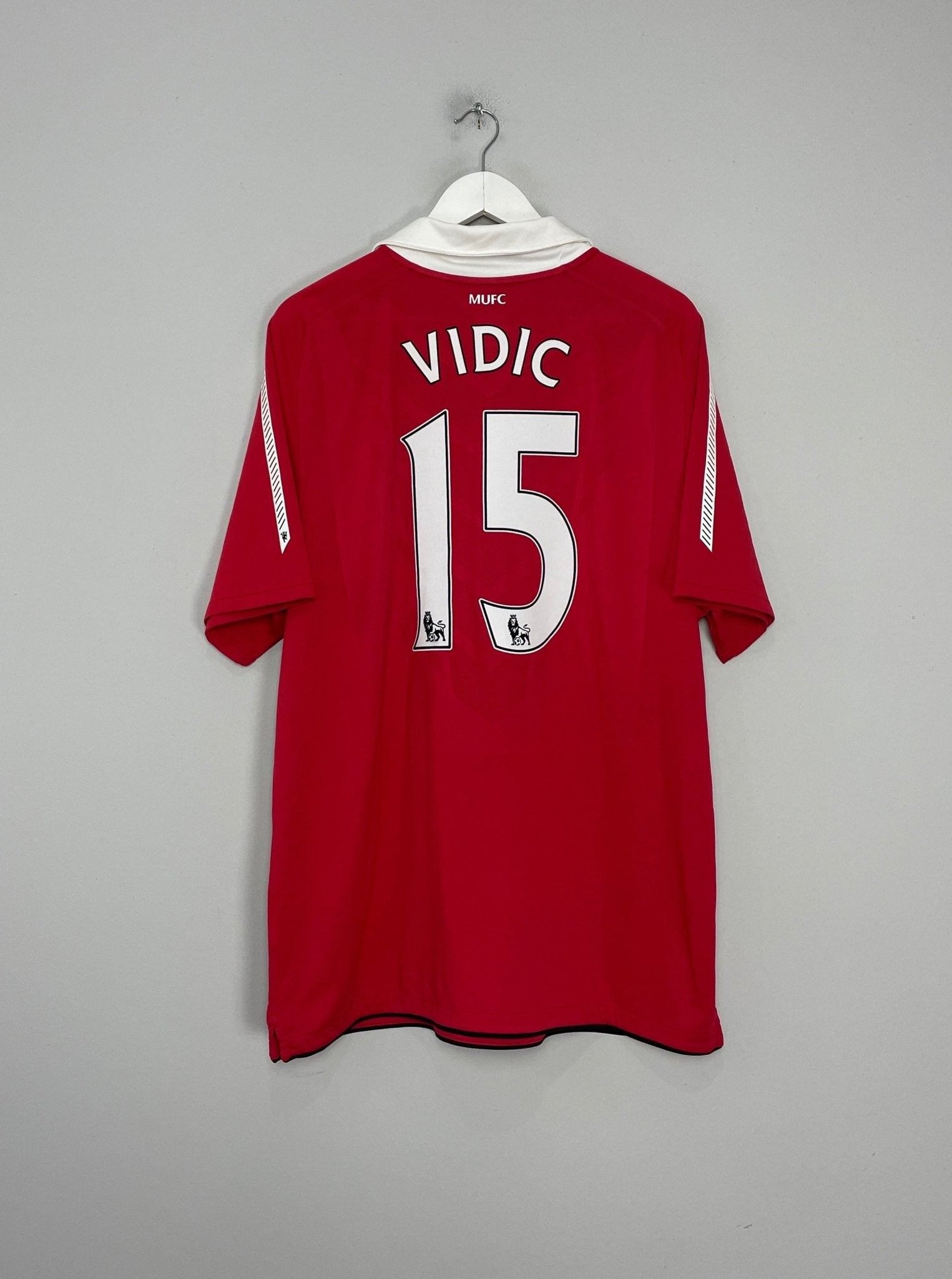 Shop 2010/11 MANCHESTER UNITED VIDIC #15 HOME SHIRT (XL) NIKE, classic football shirts, vintage football shirts & retro soccer jerseys at Cult Kits
