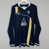 Shop 2010/11 METALLURG DONETSK #22 L/S HOME SHIRT (XL) UMBRO, classic football shirts, vintage football shirts & retro soccer jerseys at Cult Kits