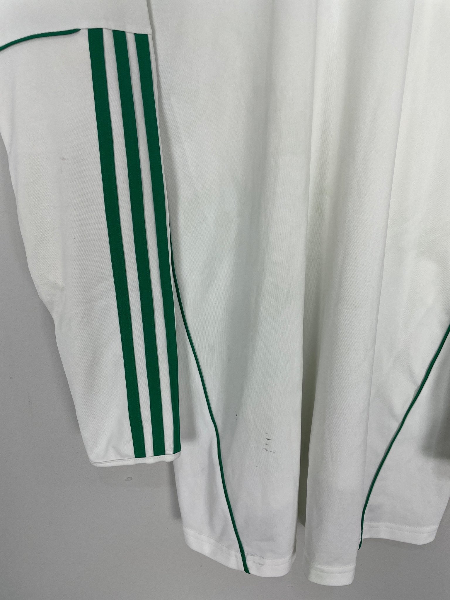 Shop 2010/11 MEXICO GK SHIRT (L) ADIDAS, classic football shirts, vintage football shirts & retro soccer jerseys at Cult Kits