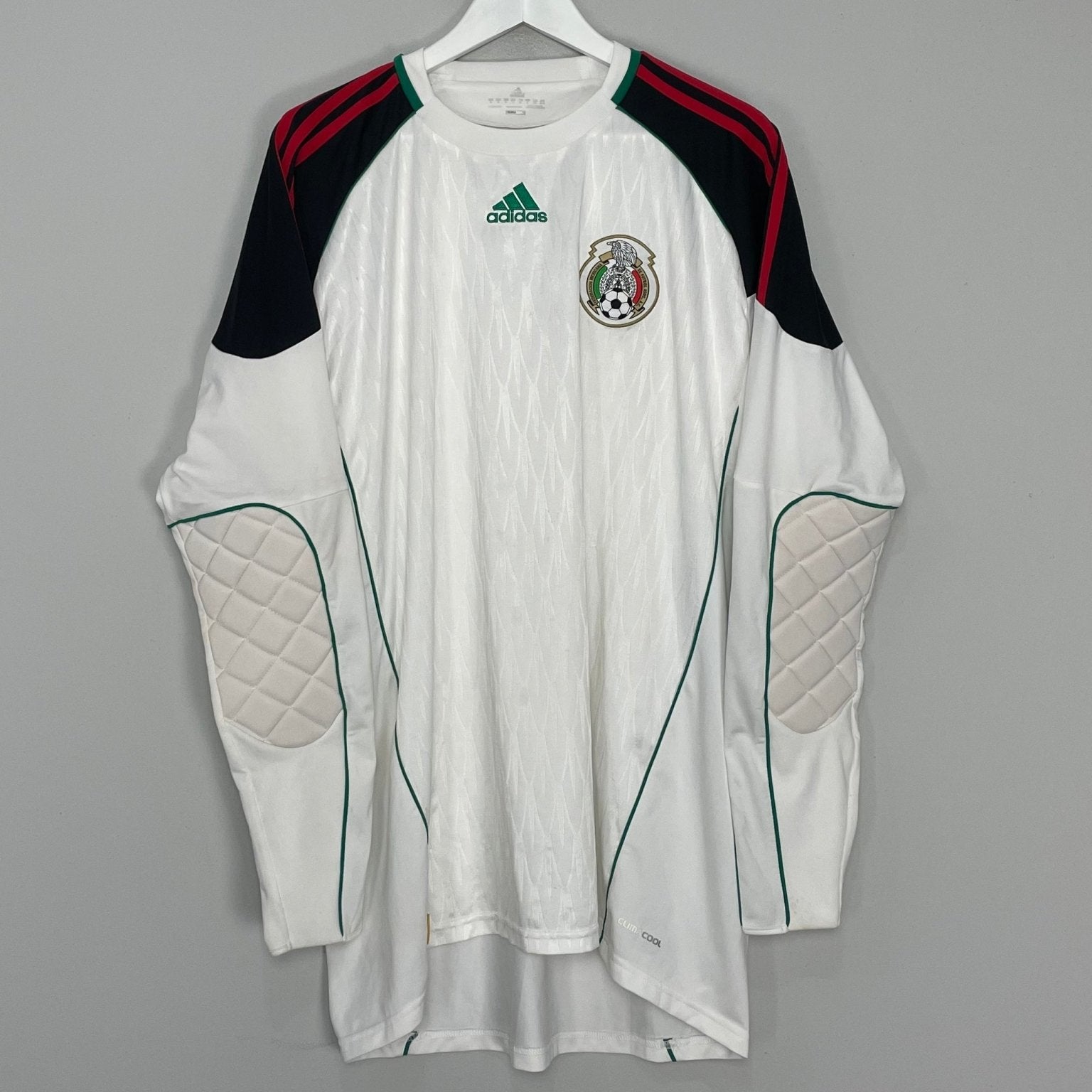 Shop 2010/11 MEXICO GK SHIRT (XL) ADIDAS, classic football shirts, vintage football shirts & retro soccer jerseys at Cult Kits