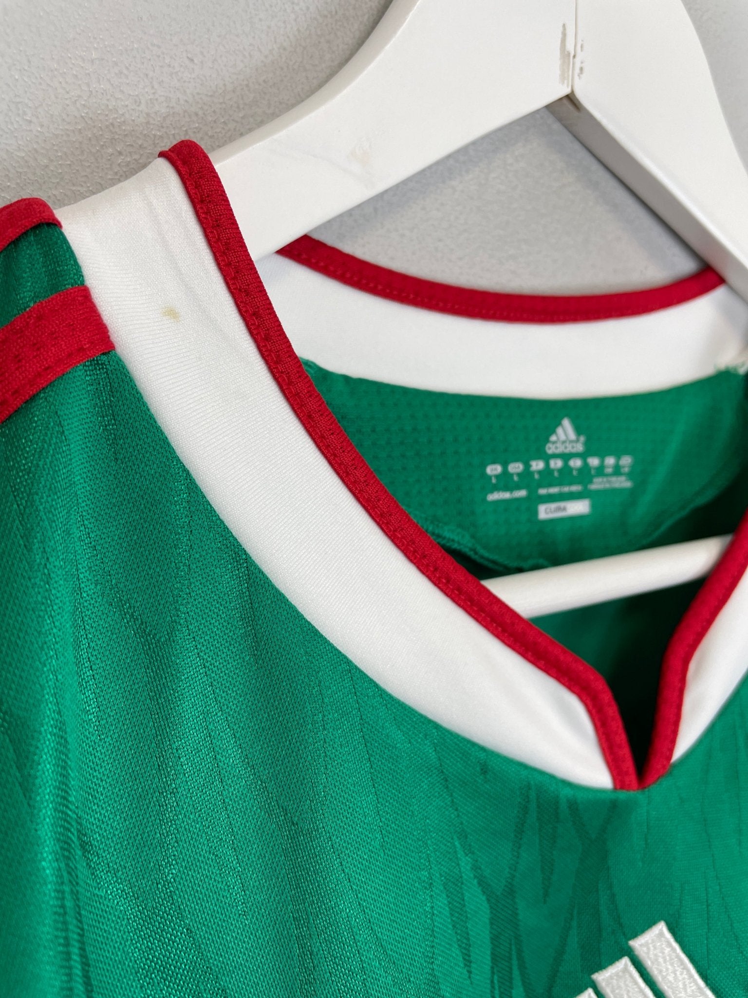 Shop 2010/11 MEXICO MARQUEZ #4 HOME SHIRT (L) ADIDAS, classic football shirts, vintage football shirts & retro soccer jerseys at Cult Kits