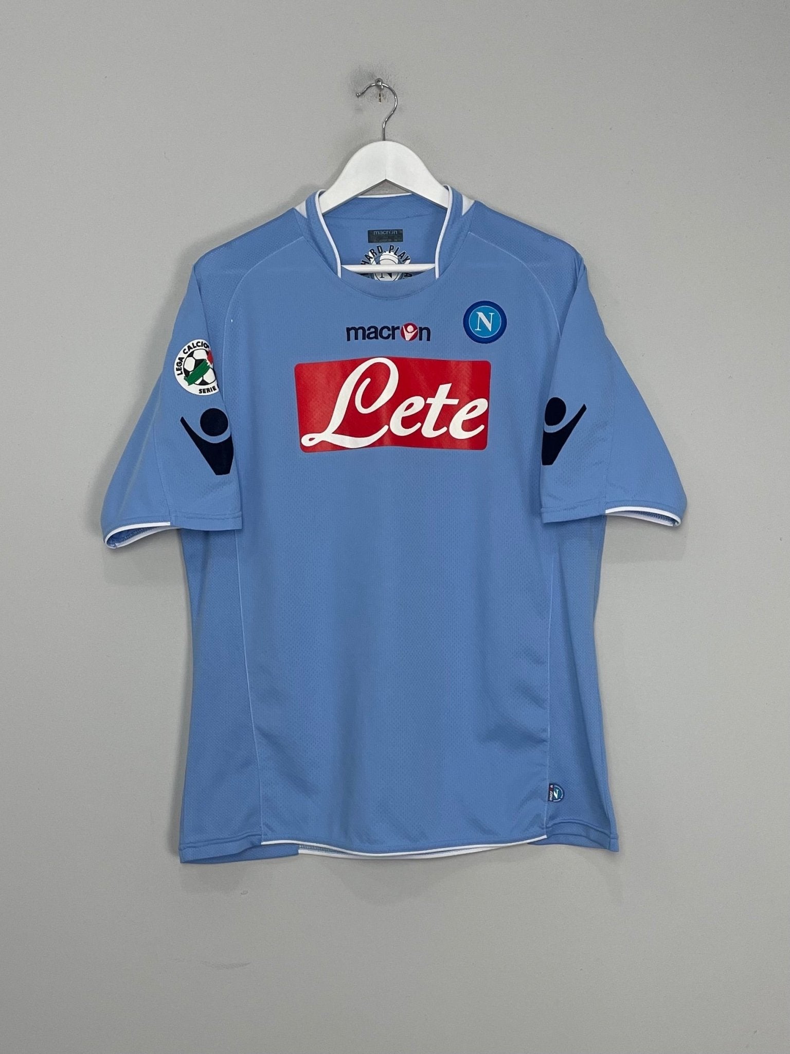 Shop 2010/11 NAPOLI HAMSIK #17 HOME SHIRT (L) MACRON, classic football shirts, vintage football shirts & retro soccer jerseys at Cult Kits