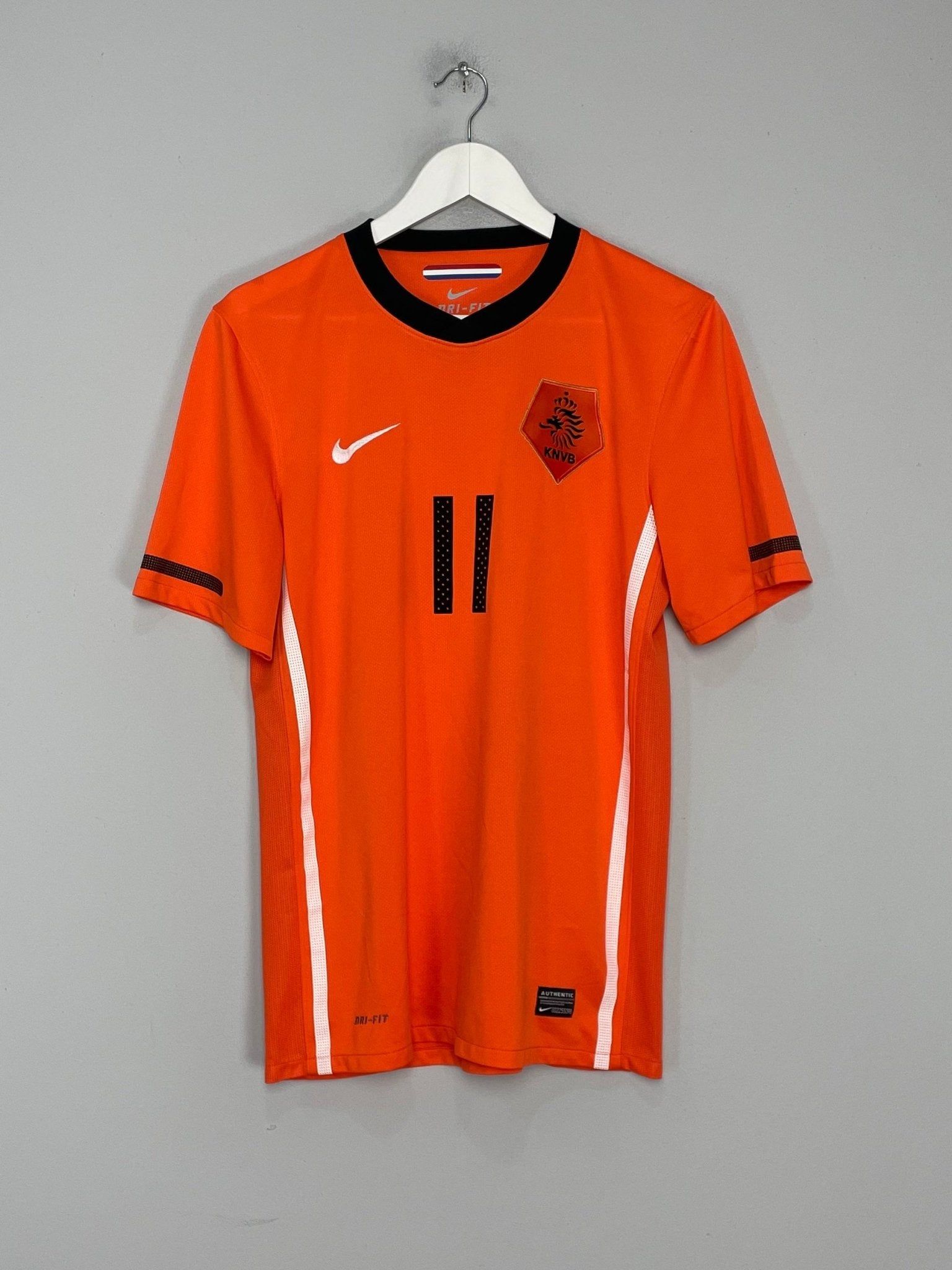 Shop 2010/11 NETHERLANDS ROBBEN #11 HOME SHIRT (M) NIKE, classic football shirts, vintage football shirts & retro soccer jerseys at Cult Kits