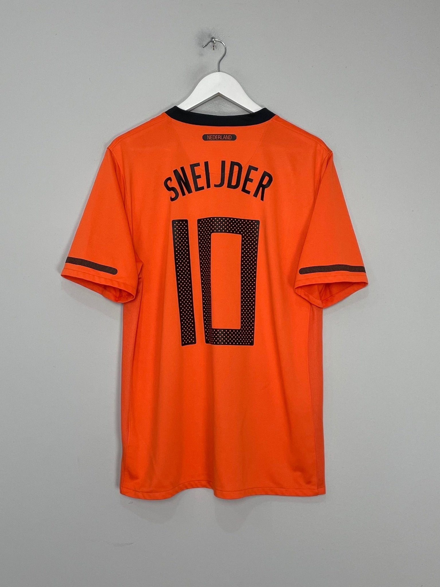 Shop 2010/11 NETHERLANDS SNEIJDER #10 HOME SHIRT (L) NIKE, classic football shirts, vintage football shirts & retro soccer jerseys at Cult Kits
