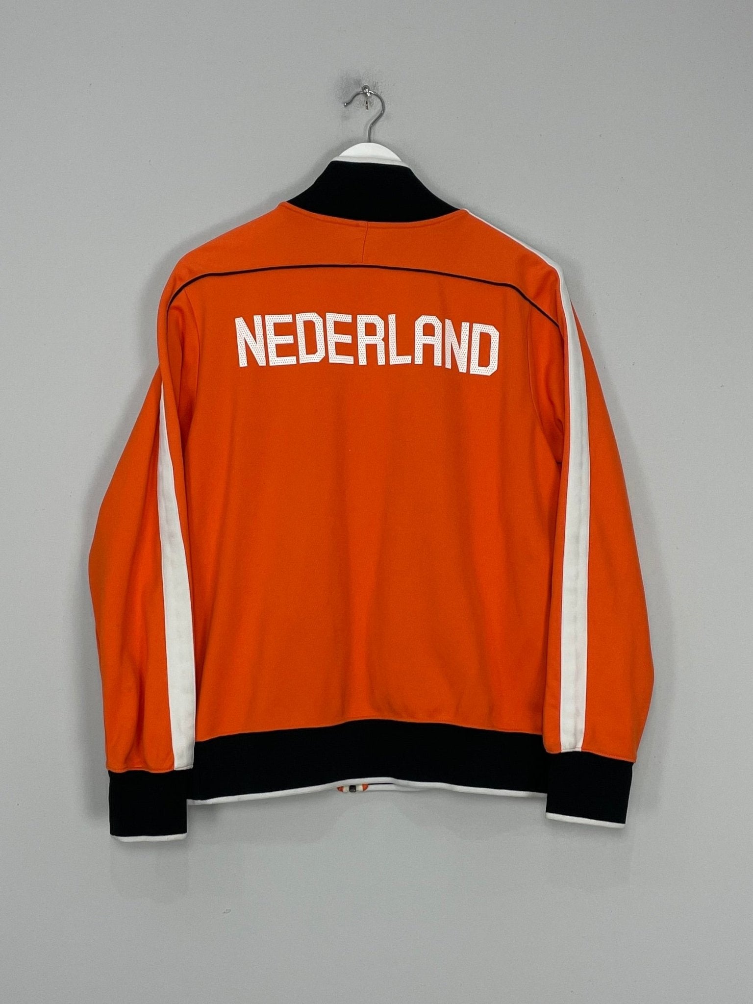 Shop 2010/11 NETHERLANDS TRACK JACKET (M) NIKE, classic football shirts, vintage football shirts & retro soccer jerseys at Cult Kits
