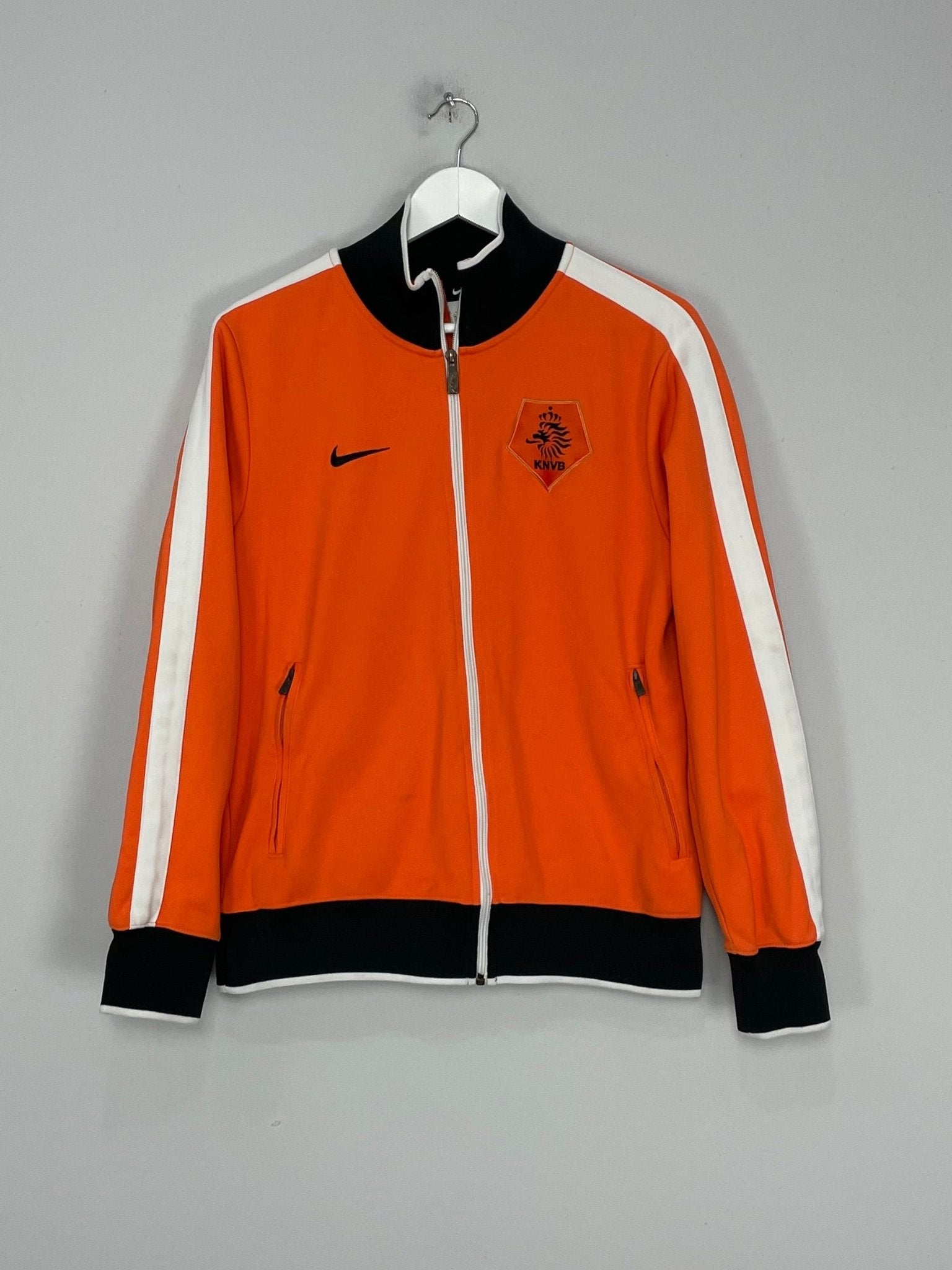 Shop 2010/11 NETHERLANDS TRACK JACKET (M) NIKE, classic football shirts, vintage football shirts & retro soccer jerseys at Cult Kits