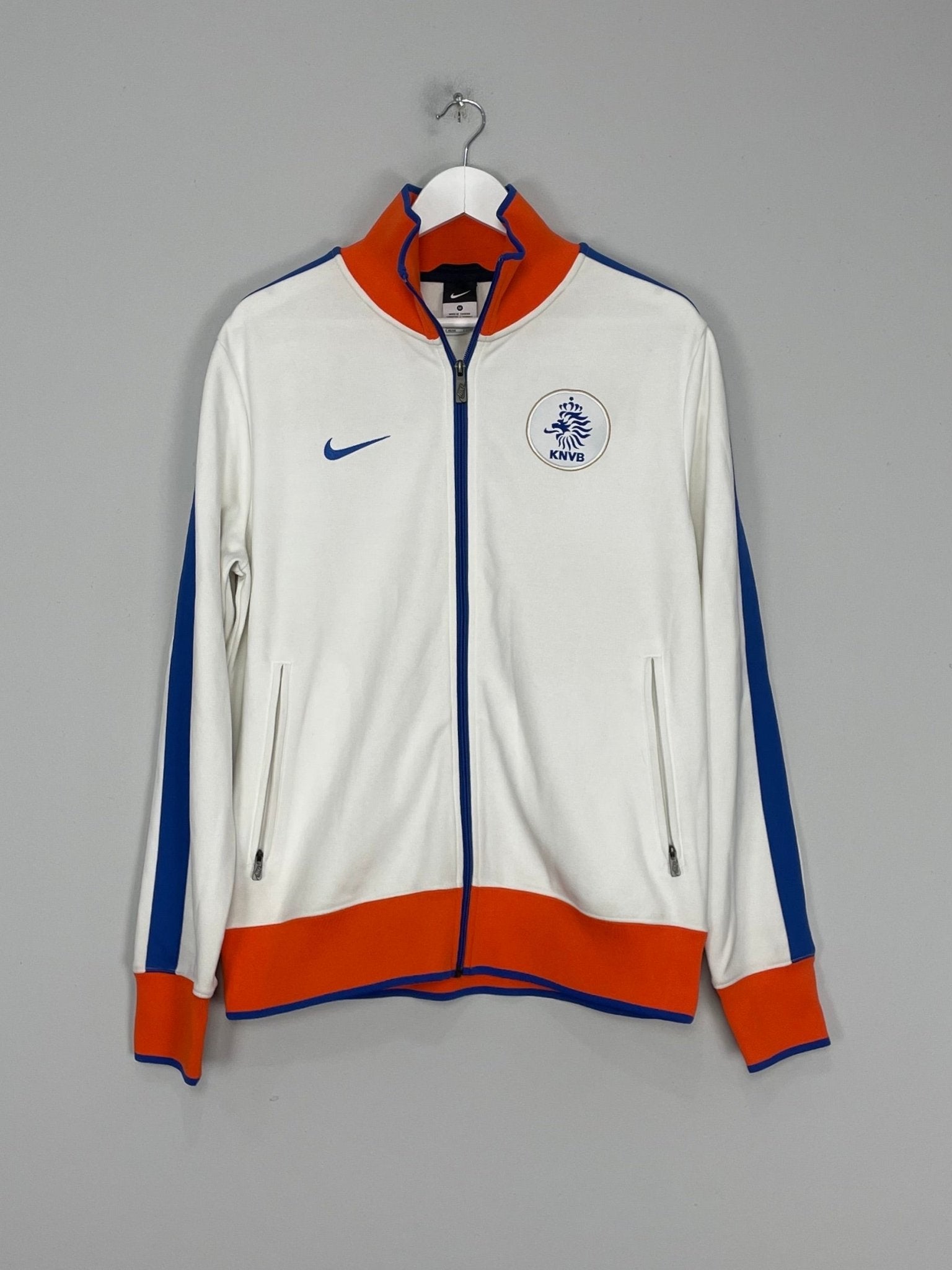 Shop 2010/11 NETHERLANDS TRACK JACKET (M) NIKE, classic football shirts, vintage football shirts & retro soccer jerseys at Cult Kits