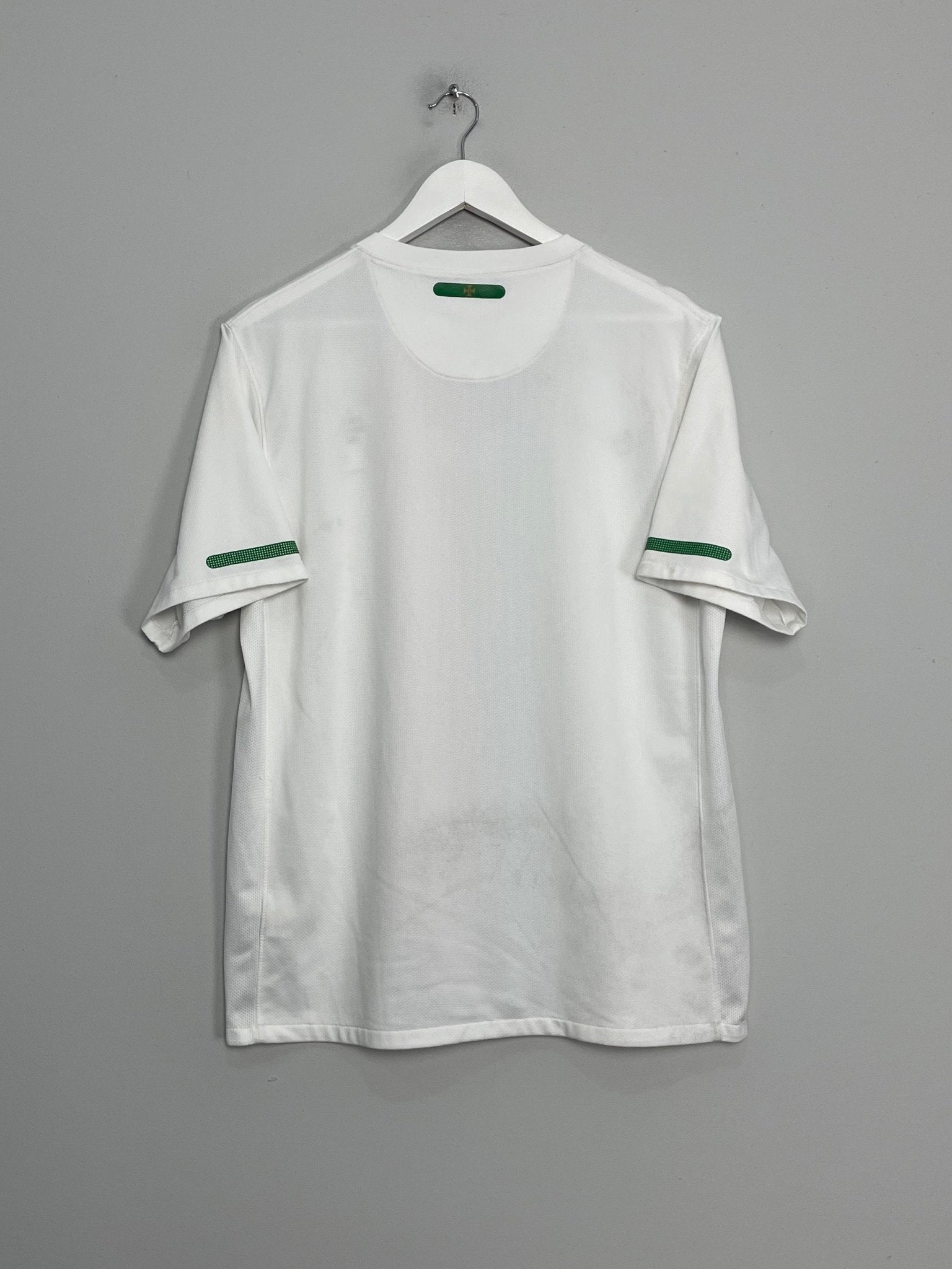 Shop 2010/11 PORTUGAL AWAY SHIRT (L) NIKE, classic football shirts, vintage football shirts & retro soccer jerseys at Cult Kits