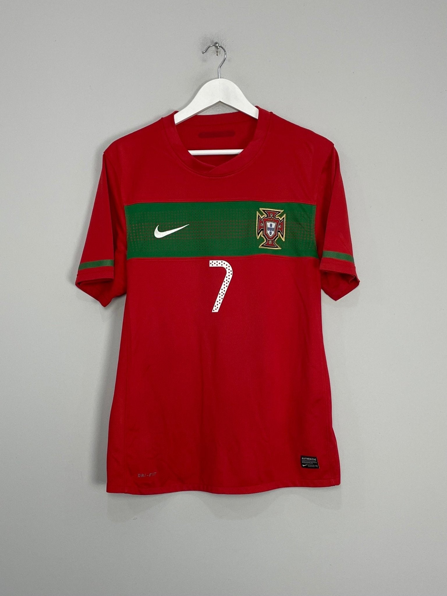 Shop 2010/11 PORTUGAL RONALDO #7 HOME SHIRT (M) NIKE, classic football shirts, vintage football shirts & retro soccer jerseys at Cult Kits