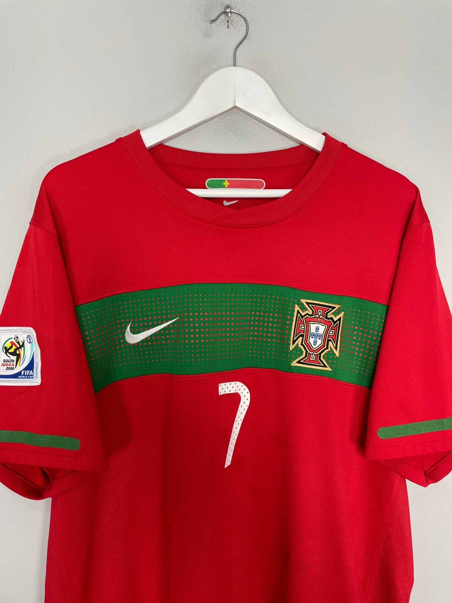 Shop 2010/11 PORTUGAL RONALDO #7 HOME SHIRT (XL) NIKE, classic football shirts, vintage football shirts & retro soccer jerseys at Cult Kits