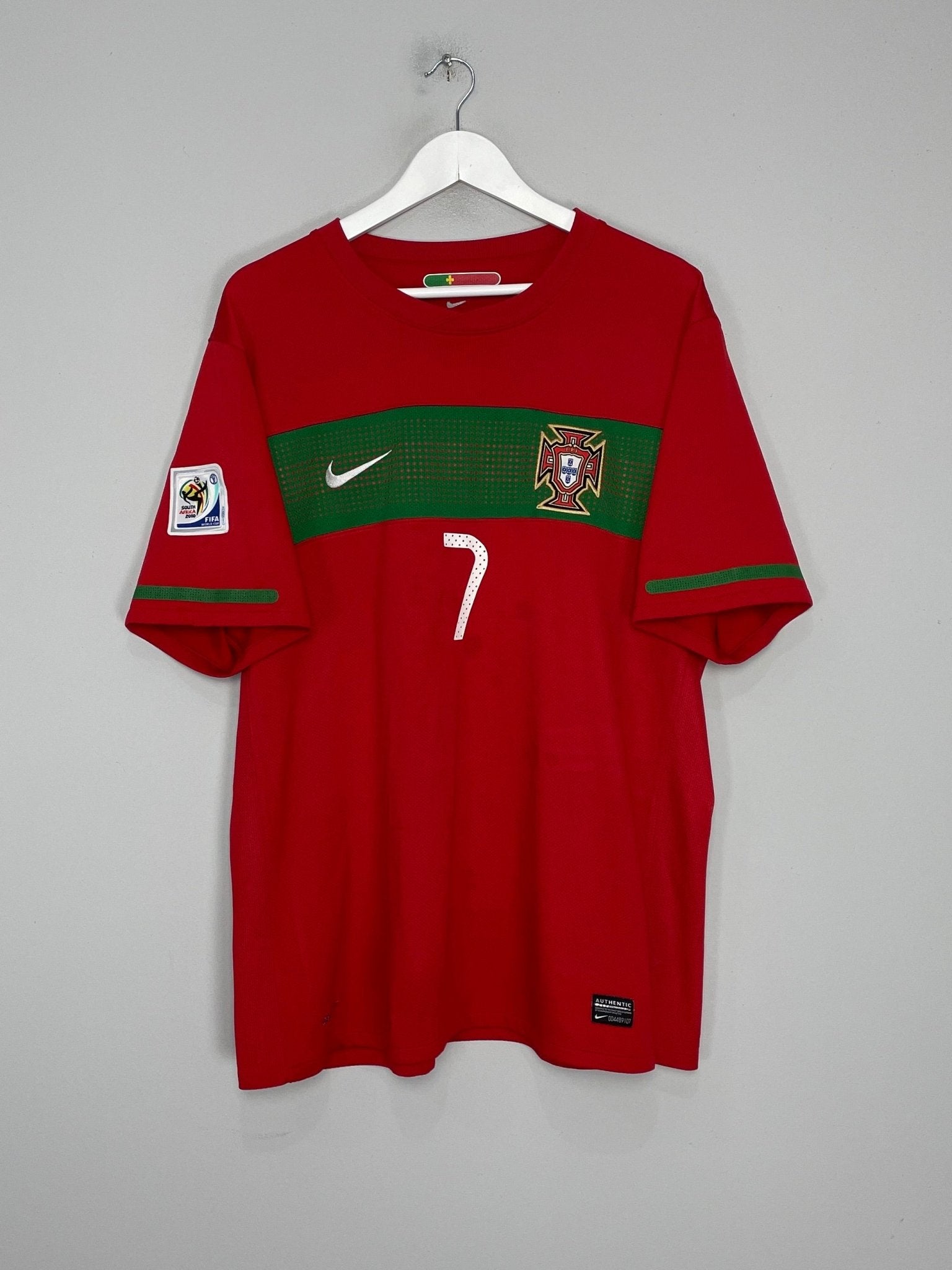Shop 2010/11 PORTUGAL RONALDO #7 HOME SHIRT (XL) NIKE, classic football shirts, vintage football shirts & retro soccer jerseys at Cult Kits