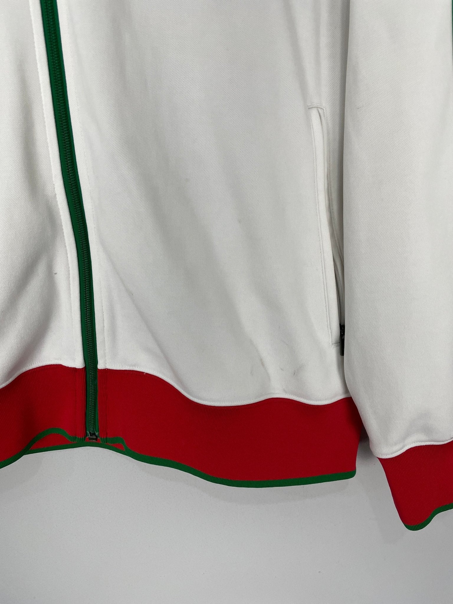 Shop 2010/11 PORTUGAL TRACK JACKET (L) NIKE, classic football shirts, vintage football shirts & retro soccer jerseys at Cult Kits
