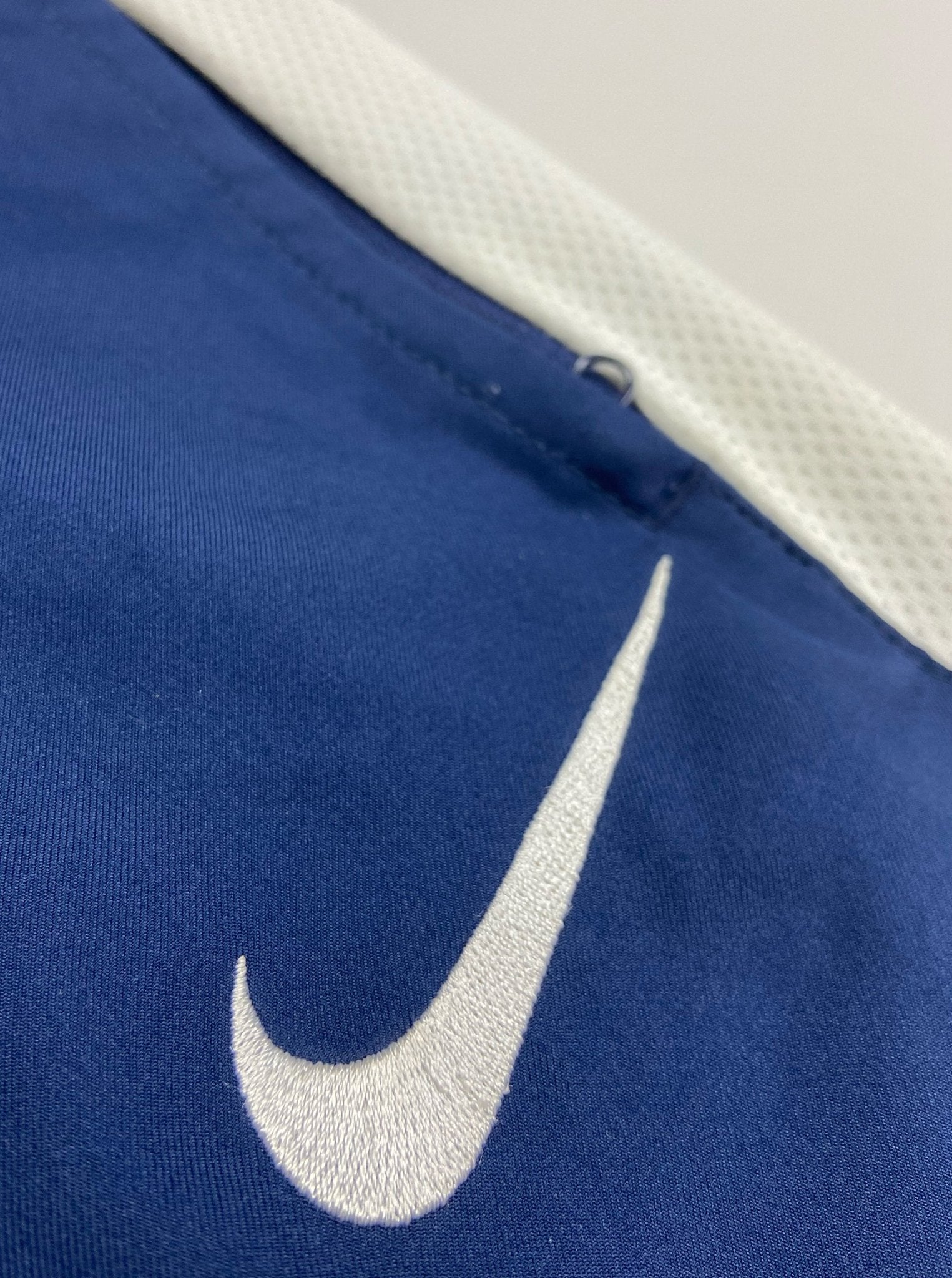 Shop 2010/11 PSG TRACKSUIT BOTTOMS (M) NIKE, classic football shirts, vintage football shirts & retro soccer jerseys at Cult Kits