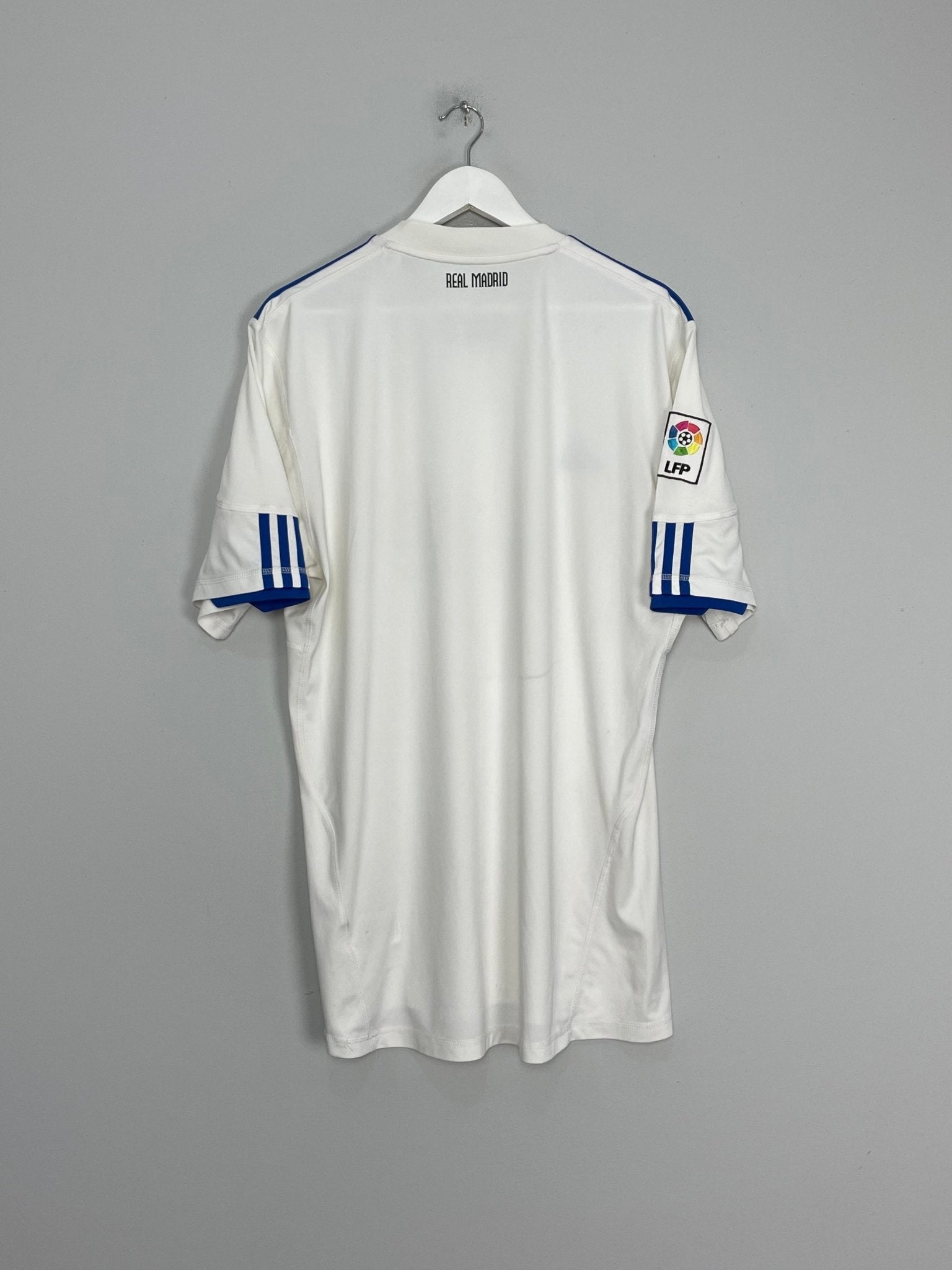 Shop 2010/11 REAL MADRID HOME SHIRT (XL) ADIDAS, classic football shirts, vintage football shirts & retro soccer jerseys at Cult Kits