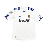 Buy 2010/11 Real Madrid Ozil 23 Home Shirt (M) Adidas ~ Free worldwide shipping ~ Authentic Vintage Football Shirts from Cult Kits