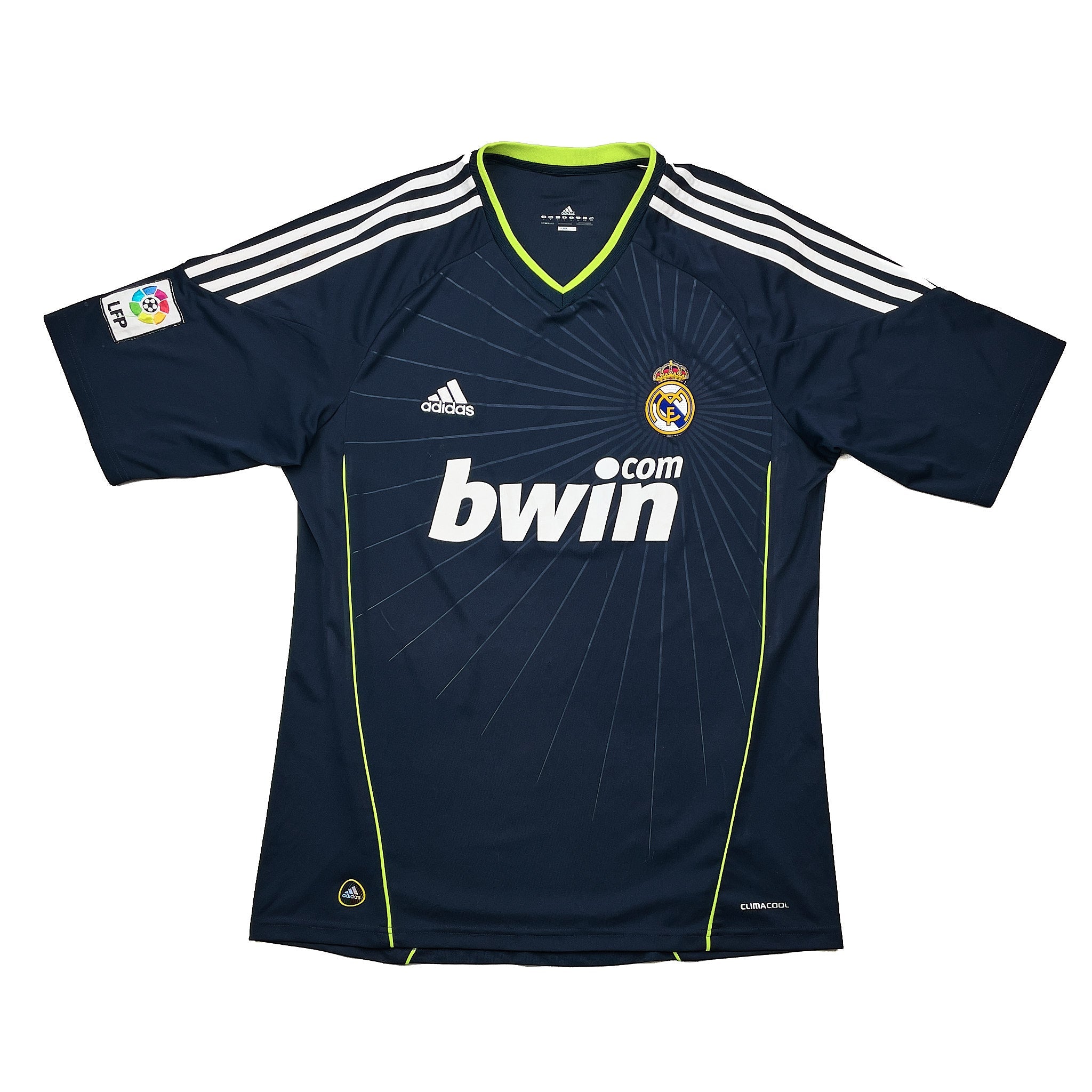 Buy 2010/11 Real Madrid Ronaldo 7 Away Shirt (L) Adidas ~ Free worldwide shipping ~ Authentic Vintage Football Shirts from Cult Kits