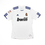 Buy 2010/11 Real Madrid Ronaldo 7 Home Shirt (M) Adidas ~ Free worldwide shipping ~ Authentic Vintage Football Shirts from Cult Kits