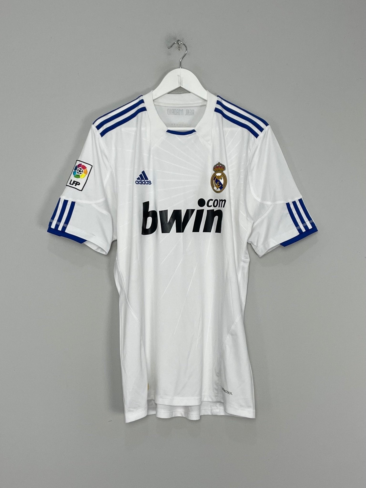 Shop 2010/11 REAL MADRID RONALDO #7 HOME SHIRT (M) ADIDAS, classic football shirts, vintage football shirts & retro soccer jerseys at Cult Kits